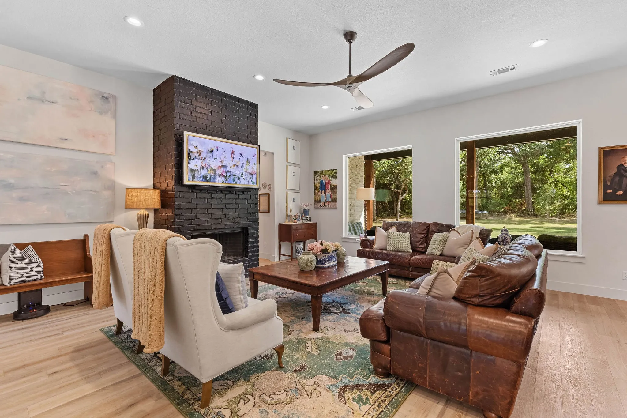 Single Family Residence For Sale in Wise County , 509 Durbin Court, Runaway Bay, Texas 76426, 4 Bedroom, 3 Bathroom, 2 Garage spaces, 2,473 Sqft, built in 2019, mls#21358718, Real Estate Agent in Runaway Bay, Homes For Sale in Wise county, Homes For Sale in Runaway Bay, Realtor in Runaway Bay Texas, Real Estate Brokerage Independent Realty Texas, Luminita Cordes Realtor