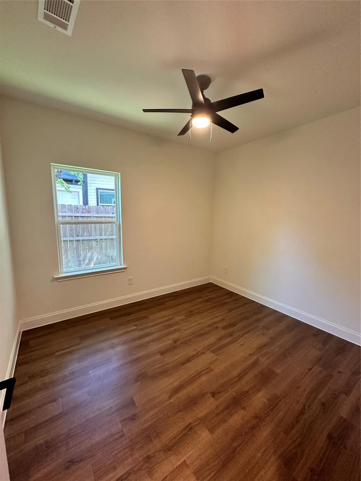 Single Family Residence For Rent in Hunt County , 2216 Langford Street, Greenville, Texas 75401, 3 Bedroom, 2 Bathroom, 2 Garage spaces, 1,253 Sqft, built in 2024, mls#21359332, Real Estate Agent in Greenville, Homes For Rent in Hunt county, Homes For Rent in Greenville, Realtor in Greenville Texas, Real Estate Brokerage Independent Realty Texas, Luminita Cordes Realtor