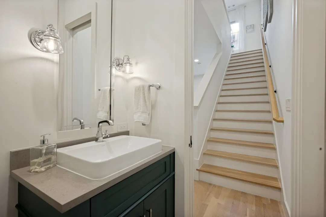 Condominium For Rent in Dallas County , 4220 Hawthorne Avenue 103, Dallas, Texas 75219, 2 Bedroom, 3 Bathroom, 2 Garage spaces, 1,919 Sqft, built in 2019, mls#21359229, Real Estate Agent in Dallas, Homes For Rent in Dallas county, Homes For Rent in Dallas, Realtor in Dallas Texas, Real Estate Brokerage Independent Realty Texas, Luminita Cordes Realtor