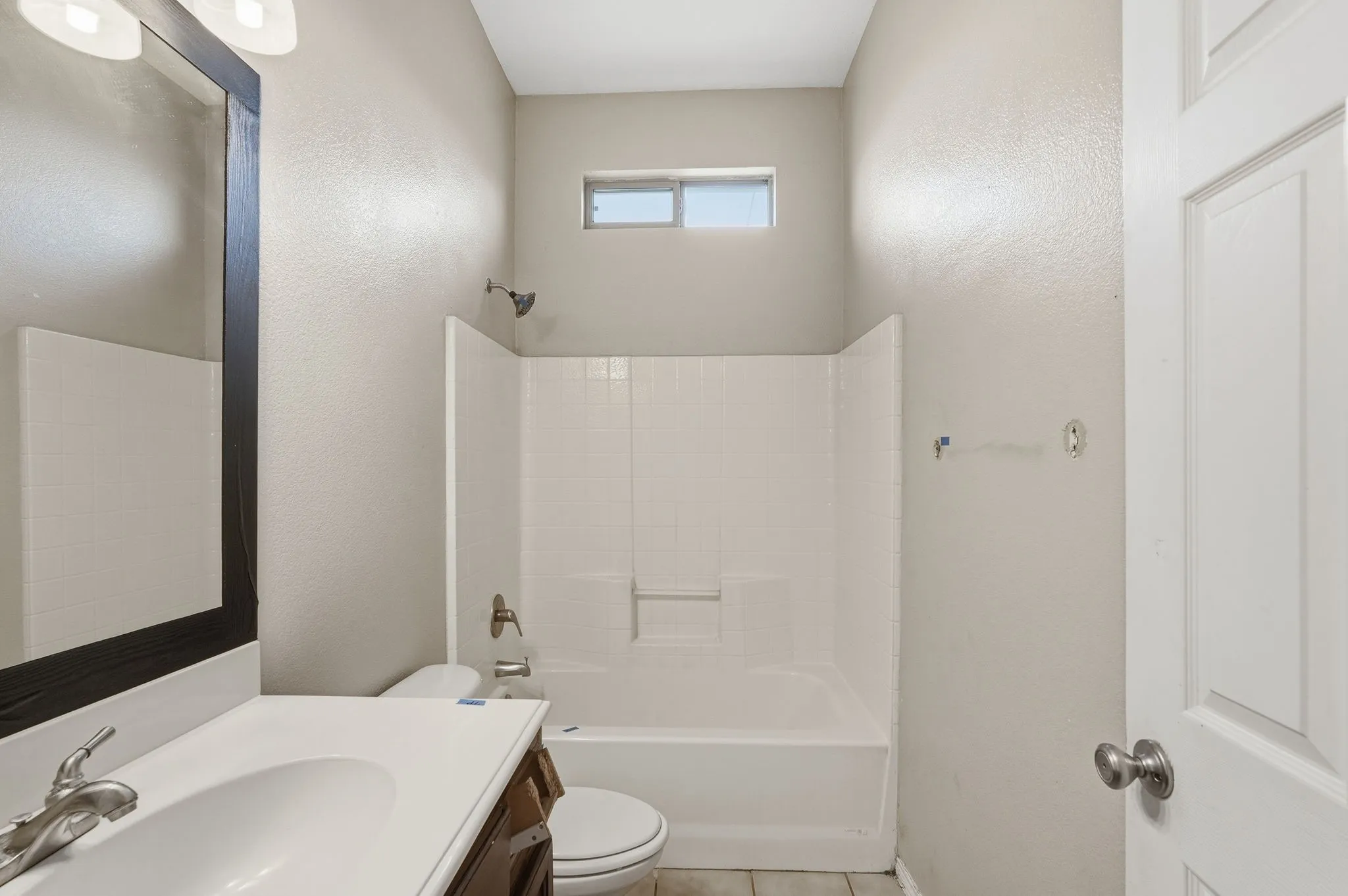 Single Family Residence For Sale in Tarrant County , 4203 Lucy Lane, Arlington, Texas 76016, 4 Bedroom, 3 Bathroom, 2 Garage spaces, 2,886 Sqft, built in 2006, mls#21358100, Real Estate Agent in Arlington, Homes For Sale in Tarrant county, Homes For Sale in Arlington, Realtor in Arlington Texas, Real Estate Brokerage Independent Realty Texas, Luminita Cordes Realtor
