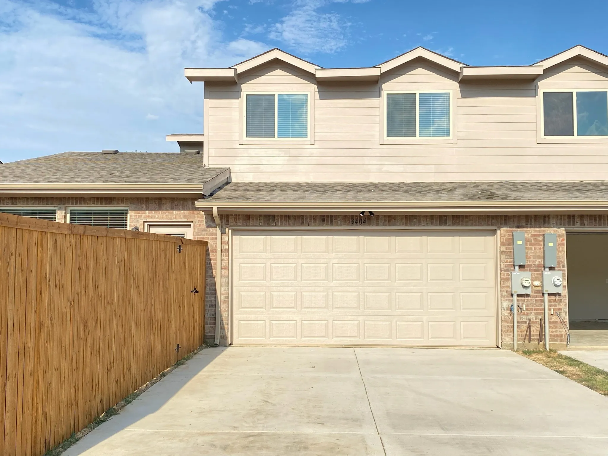 Duplex For Rent in Denton County , 3404 Solana Circle, Denton, Texas 76207, 4 Bedroom, 3 Bathroom, 2 Garage spaces, 2,004 Sqft, built in 2022, Price $2,500, mls#21359335, Real Estate Agent in Denton, Homes For Rent in Denton county, Homes For Rent in Denton, Realtor in Denton Texas, Real Estate Brokerage Independent Realty Texas, Luminita Cordes Realtor