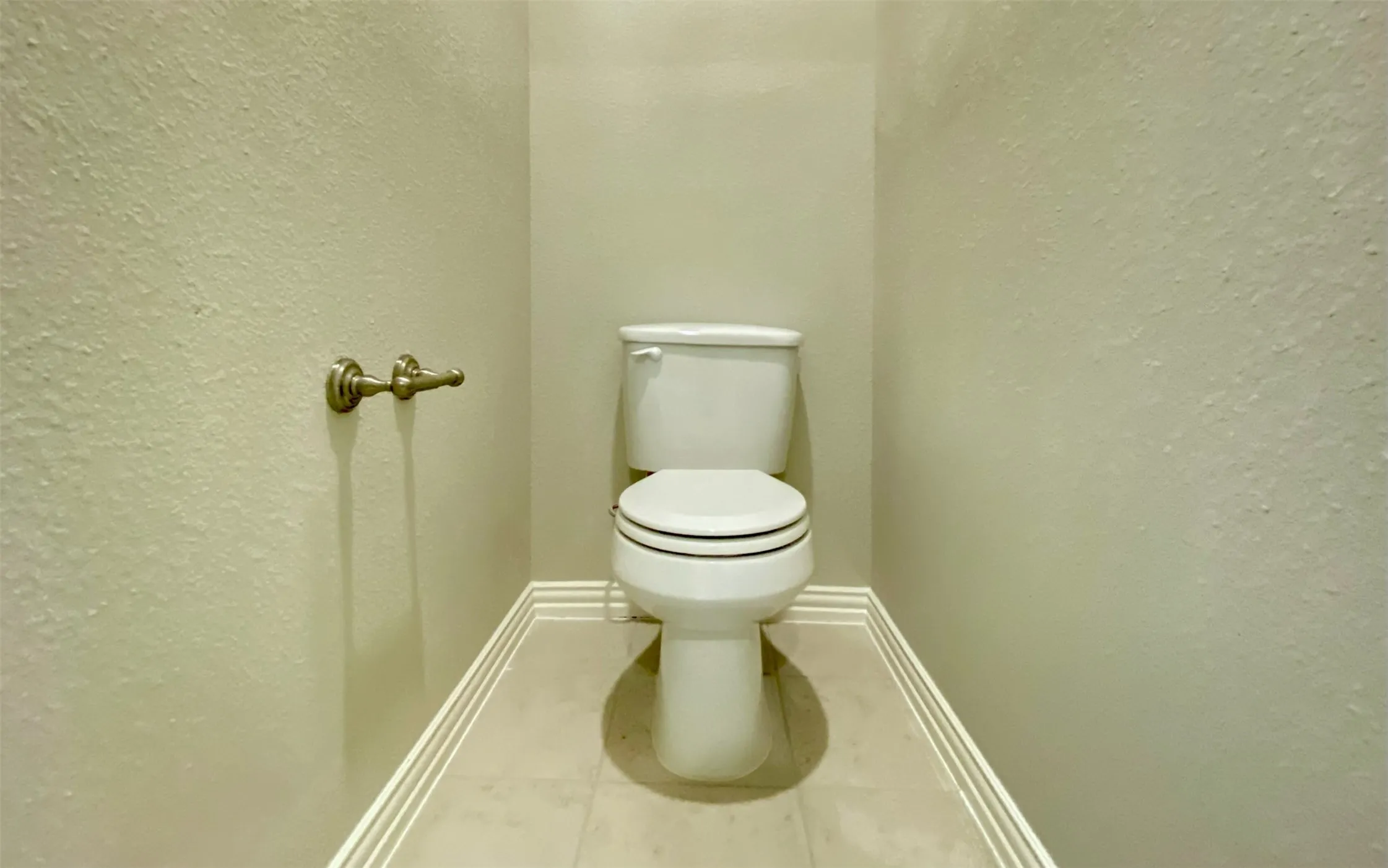 Duplex For Rent in Denton County , 3404 Solana Circle, Denton, Texas 76207, 4 Bedroom, 3 Bathroom, 2 Garage spaces, 2,004 Sqft, built in 2022, Price $2,500, mls#21359335, Real Estate Agent in Denton, Homes For Rent in Denton county, Homes For Rent in Denton, Realtor in Denton Texas, Real Estate Brokerage Independent Realty Texas, Luminita Cordes Realtor