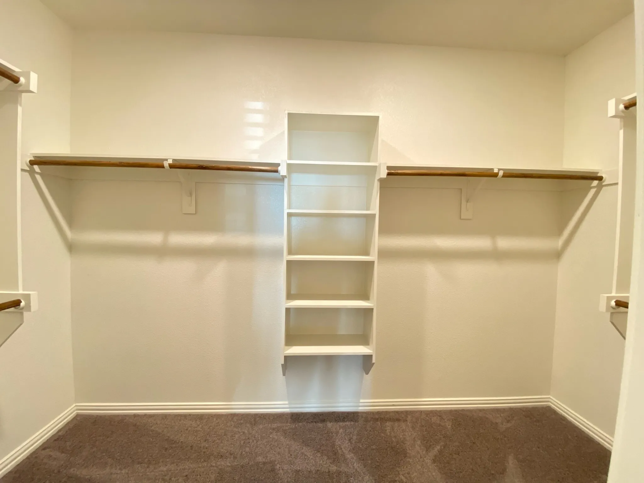 Duplex For Rent in Denton County , 3404 Solana Circle, Denton, Texas 76207, 4 Bedroom, 3 Bathroom, 2 Garage spaces, 2,004 Sqft, built in 2022, Price $2,500, mls#21359335, Real Estate Agent in Denton, Homes For Rent in Denton county, Homes For Rent in Denton, Realtor in Denton Texas, Real Estate Brokerage Independent Realty Texas, Luminita Cordes Realtor