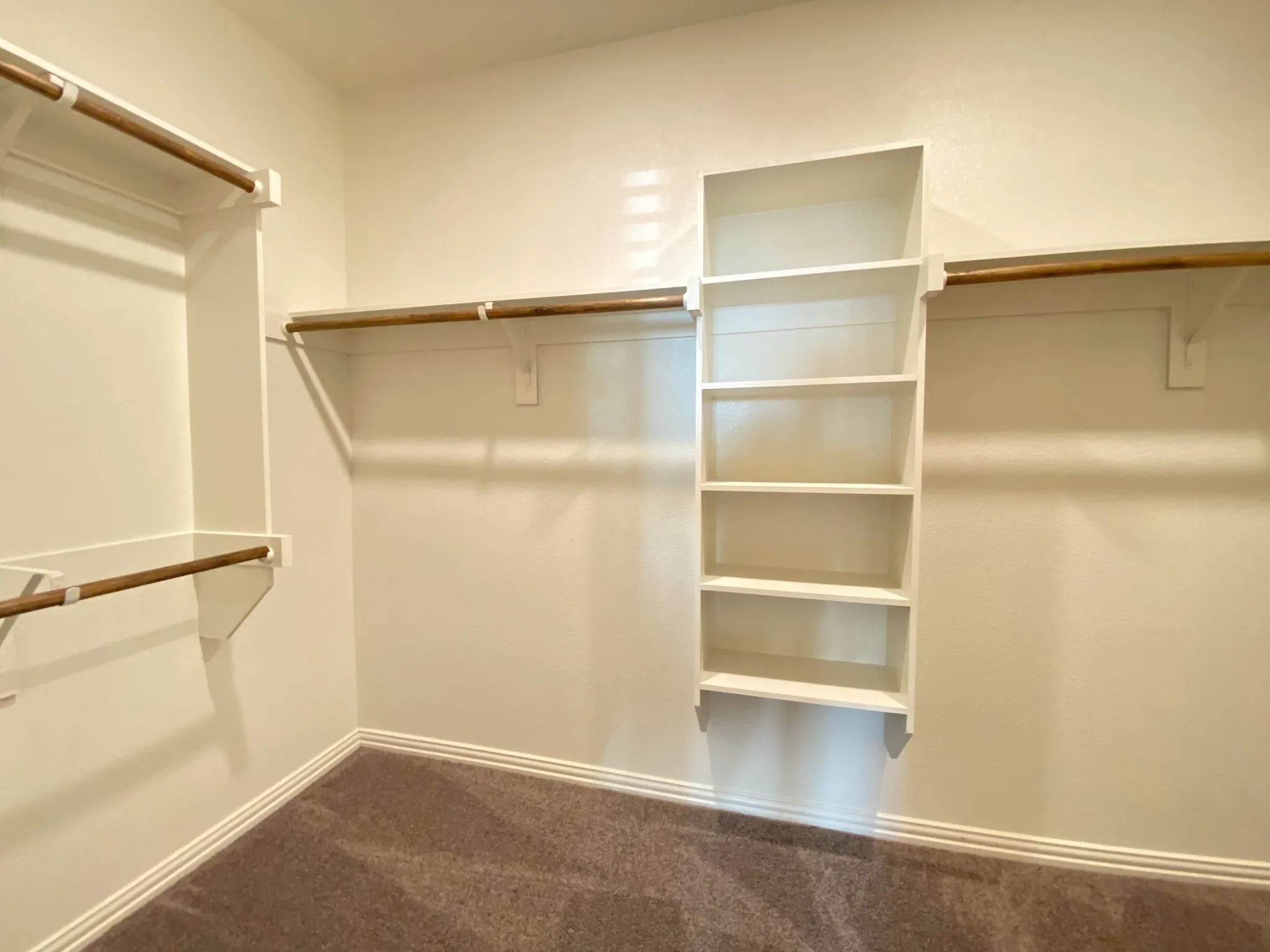 Master Walk In Closet