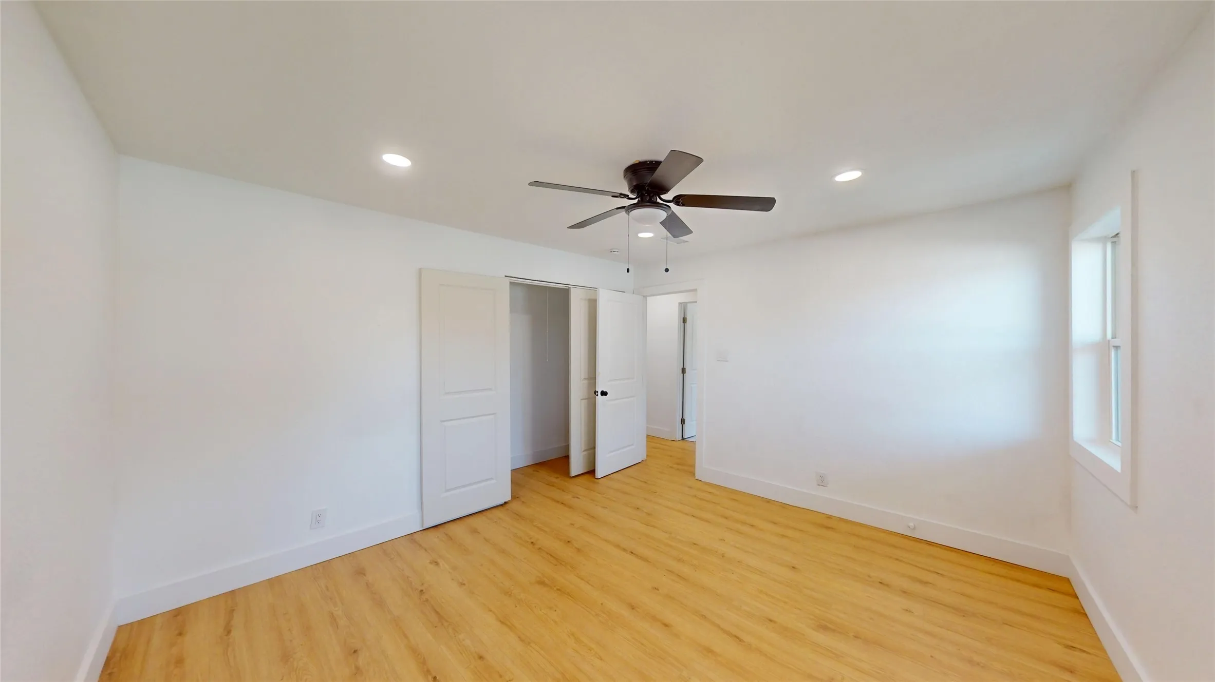 Single Family Residence For Sale in Tarrant County , 4111 Morgan Circle, North Richland Hills, Texas 76180, 3 Bedroom, 2 Bathroom, Garage spaces, 1,489 Sqft, built in 1955, mls#21358999, Real Estate Agent in North Richland Hills, Homes For Sale in Tarrant county, Homes For Sale in North Richland Hills, Realtor in North Richland Hills Texas, Real Estate Brokerage Independent Realty Texas, Luminita Cordes Realtor