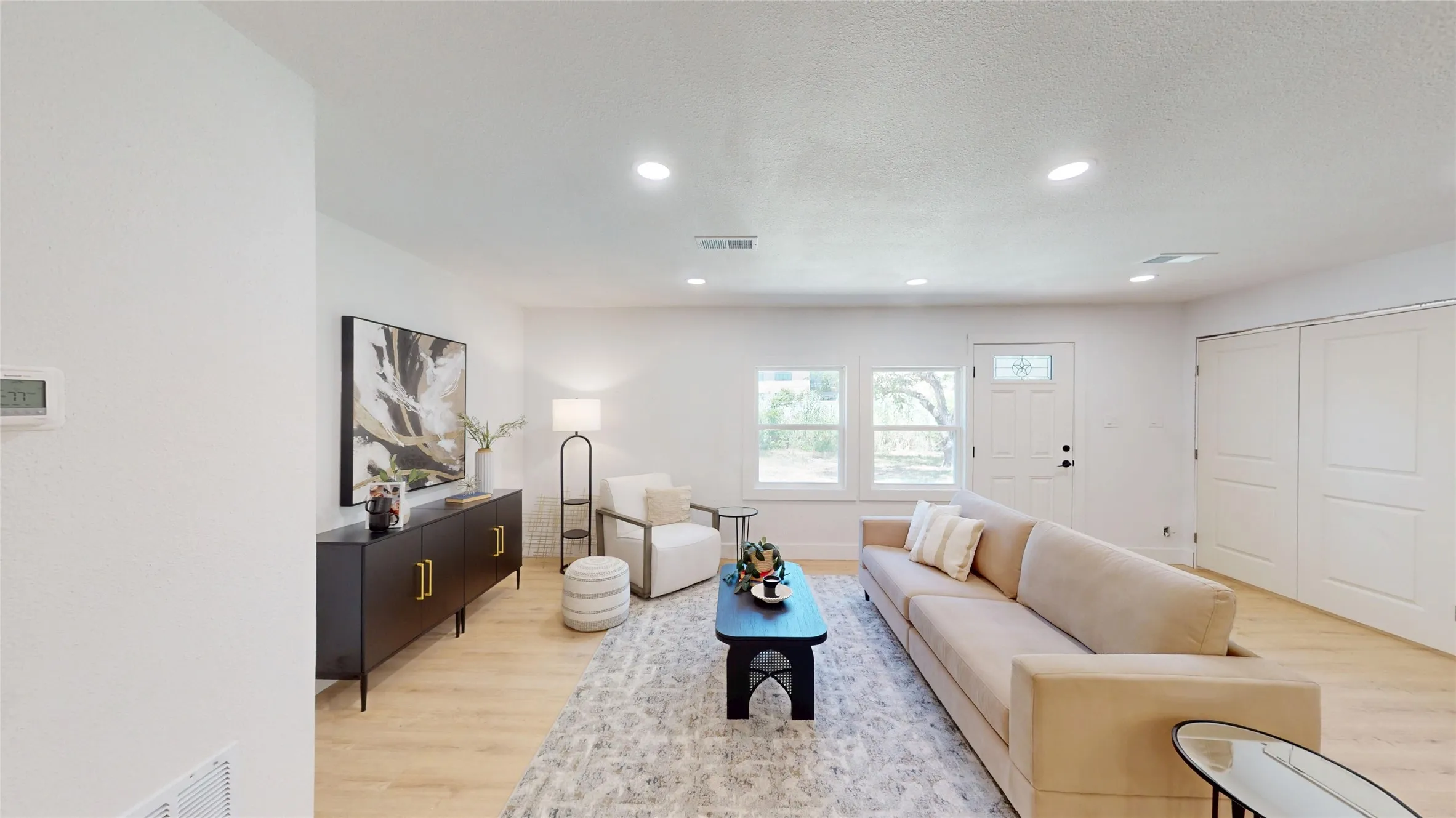 Single Family Residence For Sale in Tarrant County , 4111 Morgan Circle, North Richland Hills, Texas 76180, 3 Bedroom, 2 Bathroom, Garage spaces, 1,489 Sqft, built in 1955, mls#21358999, Real Estate Agent in North Richland Hills, Homes For Sale in Tarrant county, Homes For Sale in North Richland Hills, Realtor in North Richland Hills Texas, Real Estate Brokerage Independent Realty Texas, Luminita Cordes Realtor