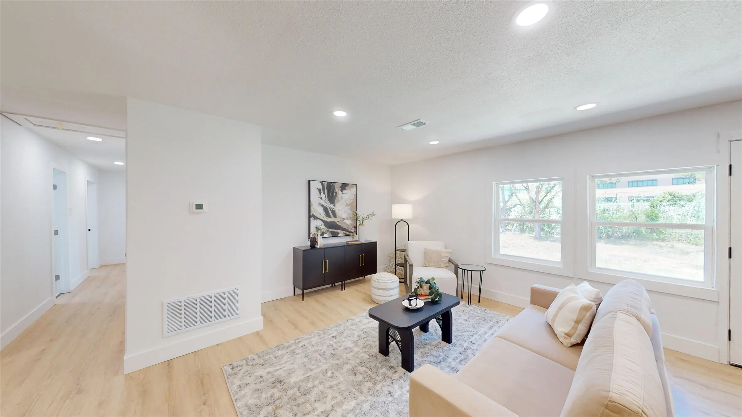 Single Family Residence For Sale in Tarrant County , 4111 Morgan Circle, North Richland Hills, Texas 76180, 3 Bedroom, 2 Bathroom, Garage spaces, 1,489 Sqft, built in 1955, mls#21358999, Real Estate Agent in North Richland Hills, Homes For Sale in Tarrant county, Homes For Sale in North Richland Hills, Realtor in North Richland Hills Texas, Real Estate Brokerage Independent Realty Texas, Luminita Cordes Realtor