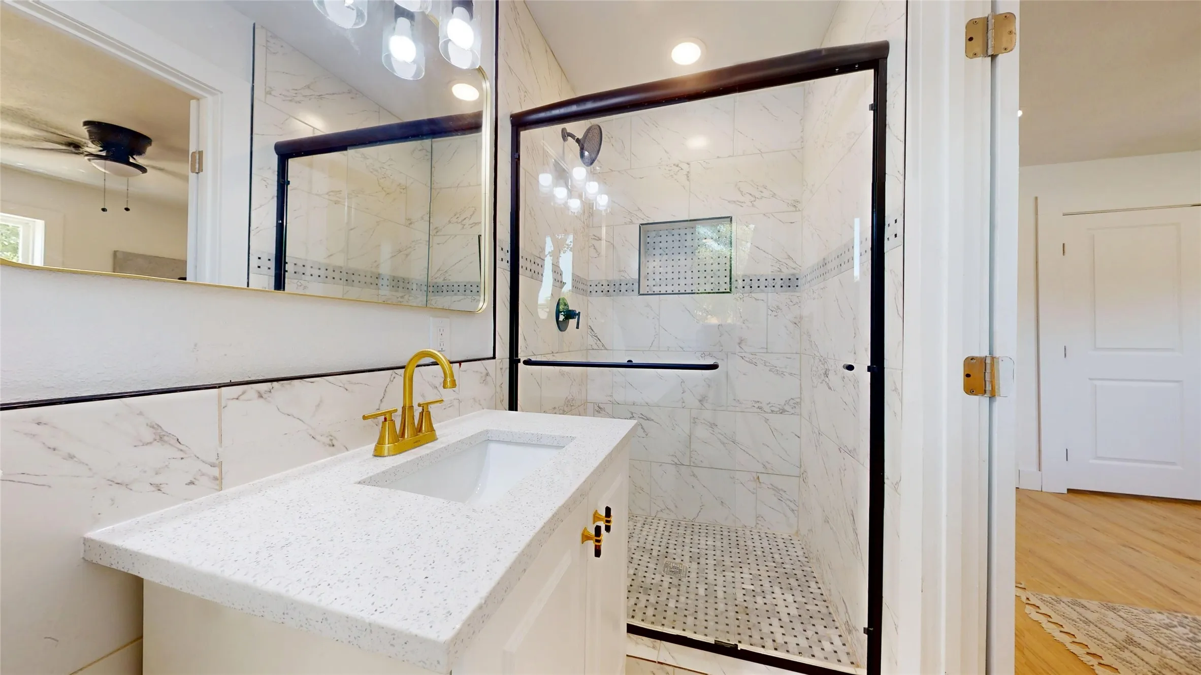 Single Family Residence For Sale in Tarrant County , 4111 Morgan Circle, North Richland Hills, Texas 76180, 3 Bedroom, 2 Bathroom, Garage spaces, 1,489 Sqft, built in 1955, mls#21358999, Real Estate Agent in North Richland Hills, Homes For Sale in Tarrant county, Homes For Sale in North Richland Hills, Realtor in North Richland Hills Texas, Real Estate Brokerage Independent Realty Texas, Luminita Cordes Realtor