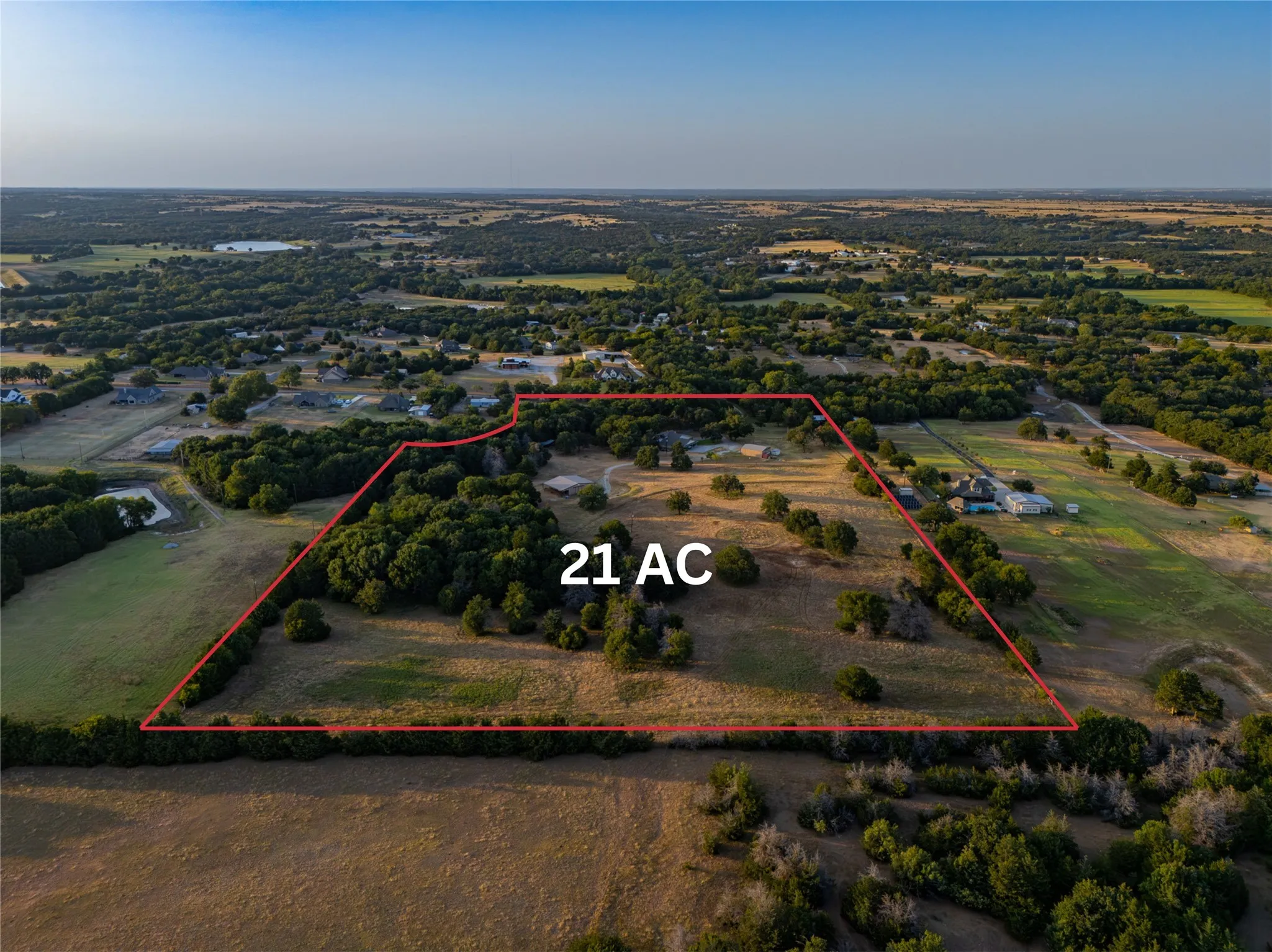 Single Family Residence For Sale in Wise County , 2403 County Road 2224, Decatur, Texas 76234, 3 Bedroom, 3 Bathroom, Garage spaces, 2,122 Sqft, built in 1970, mls#21358677, Real Estate Agent in Decatur, Homes For Sale in Wise county, Homes For Sale in Decatur, Realtor in Decatur Texas, Real Estate Brokerage Independent Realty Texas, Luminita Cordes Realtor