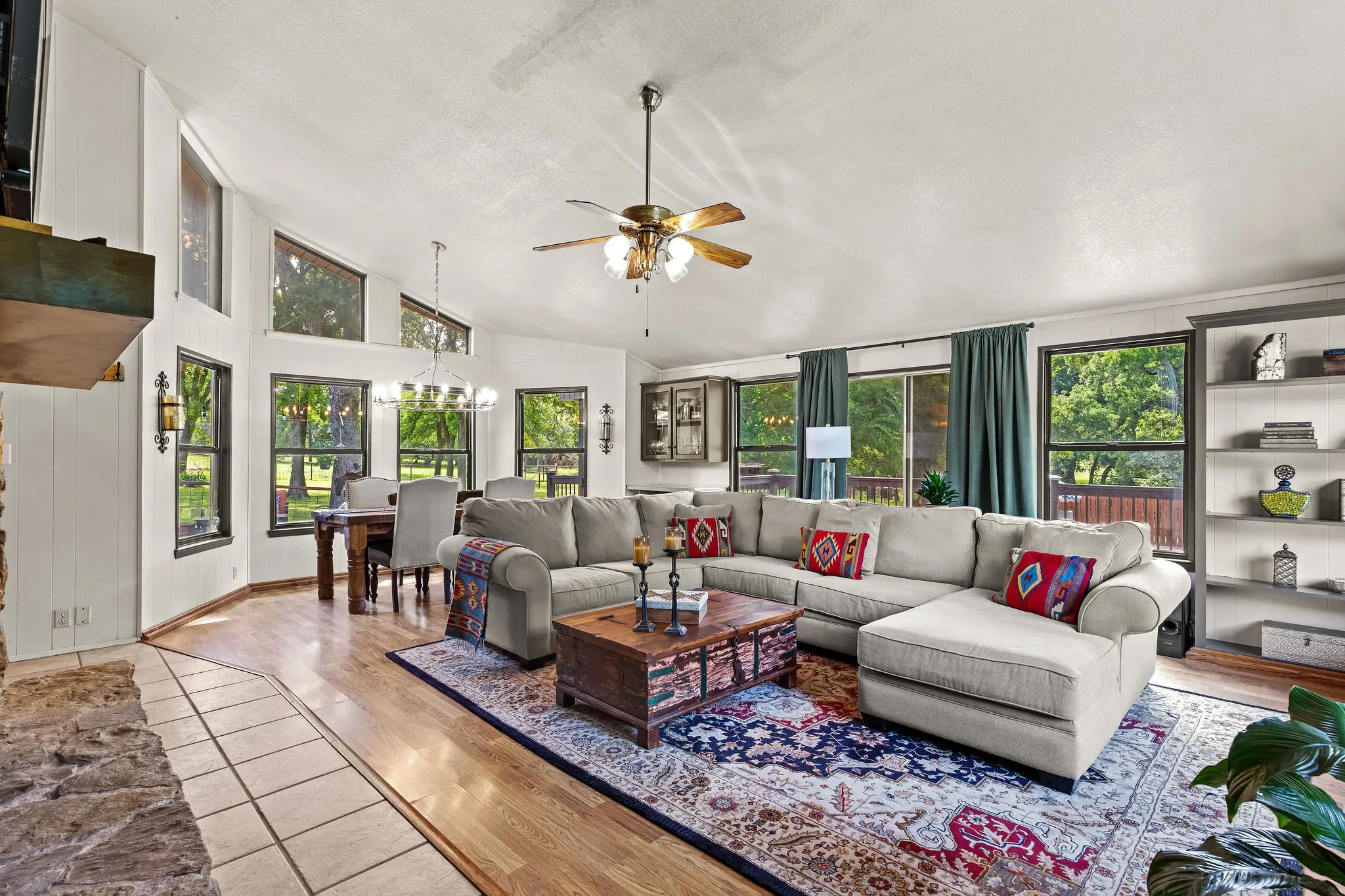 Single Family Residence For Sale in Wise County , 2403 County Road 2224, Decatur, Texas 76234, 3 Bedroom, 3 Bathroom, Garage spaces, 2,122 Sqft, built in 1970, mls#21358677, Real Estate Agent in Decatur, Homes For Sale in Wise county, Homes For Sale in Decatur, Realtor in Decatur Texas, Real Estate Brokerage Independent Realty Texas, Luminita Cordes Realtor
