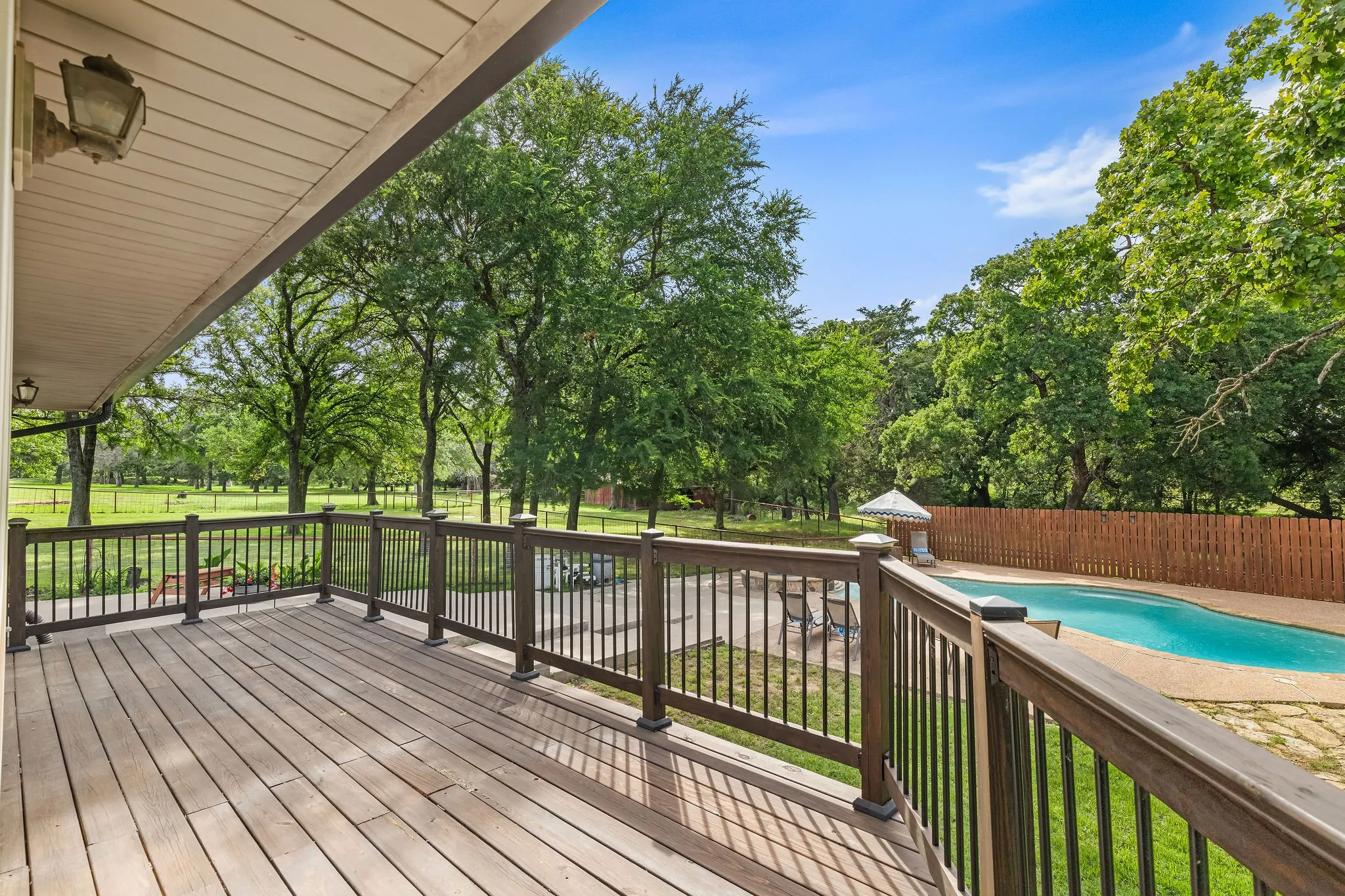 Single Family Residence For Sale in Wise County , 2403 County Road 2224, Decatur, Texas 76234, 3 Bedroom, 3 Bathroom, Garage spaces, 2,122 Sqft, built in 1970, mls#21358677, Real Estate Agent in Decatur, Homes For Sale in Wise county, Homes For Sale in Decatur, Realtor in Decatur Texas, Real Estate Brokerage Independent Realty Texas, Luminita Cordes Realtor