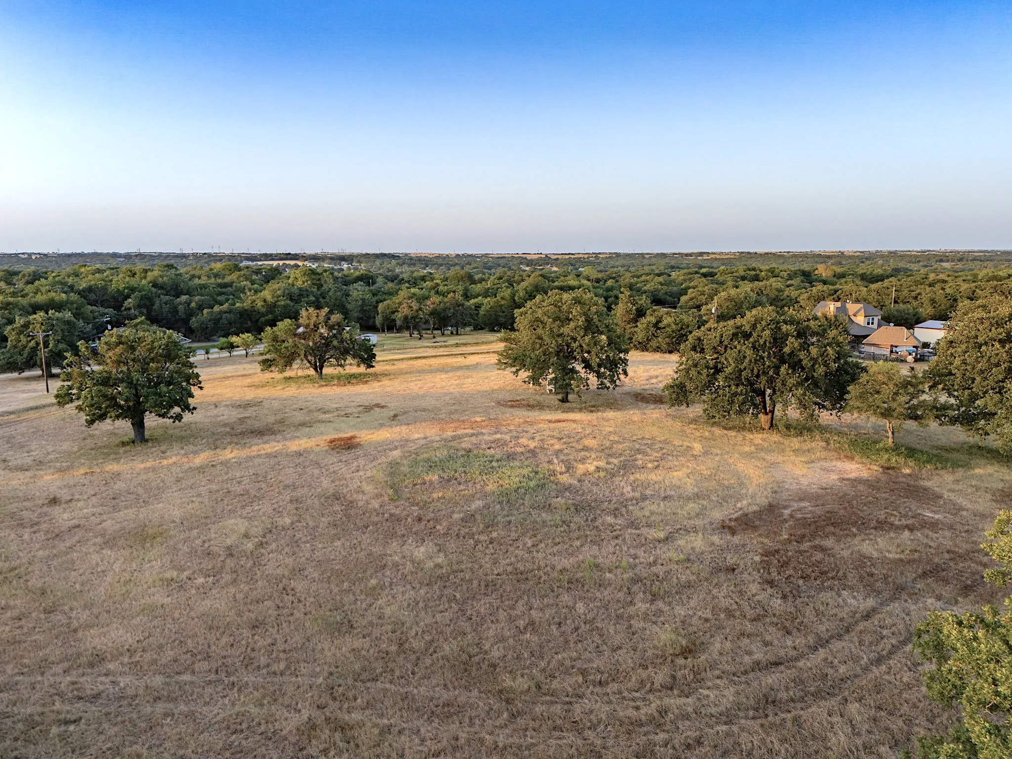 Single Family Residence For Sale in Wise County , 2403 County Road 2224, Decatur, Texas 76234, 3 Bedroom, 3 Bathroom, Garage spaces, 2,122 Sqft, built in 1970, mls#21358677, Real Estate Agent in Decatur, Homes For Sale in Wise county, Homes For Sale in Decatur, Realtor in Decatur Texas, Real Estate Brokerage Independent Realty Texas, Luminita Cordes Realtor