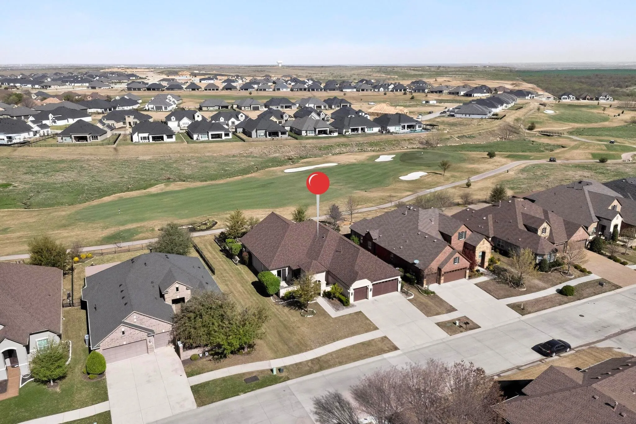 Single Family Residence For Sale in Denton County , 8708 Crestview Drive, Denton, Texas 76207, 2 Bedroom, 3 Bathroom, 3 Garage spaces, 2,988 Sqft, built in 2016, mls#21358696, Real Estate Agent in Denton, Homes For Sale in Denton county, Homes For Sale in Denton, Realtor in Denton Texas, Real Estate Brokerage Independent Realty Texas, Luminita Cordes Realtor