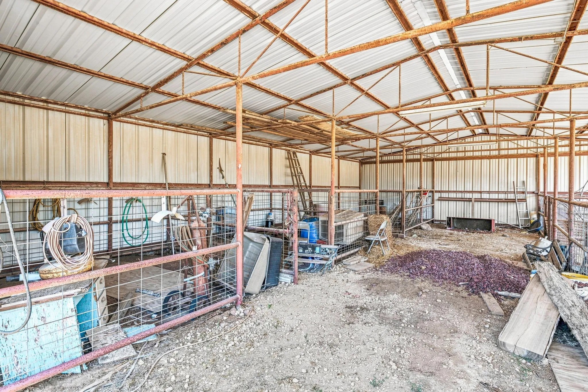 Single Family Residence For Sale in Erath County , 544 W Fm 1188, Stephenville, Texas 76401, 3 Bedroom, 2 Bathroom, 2 Garage spaces, 2,357 Sqft, built in 2008, Price $499,000, mls#21359162, Real Estate Agent in Stephenville, Homes For Sale in Erath county, Homes For Sale in Stephenville, Realtor in Stephenville Texas, Real Estate Brokerage Independent Realty Texas, Luminita Cordes Realtor