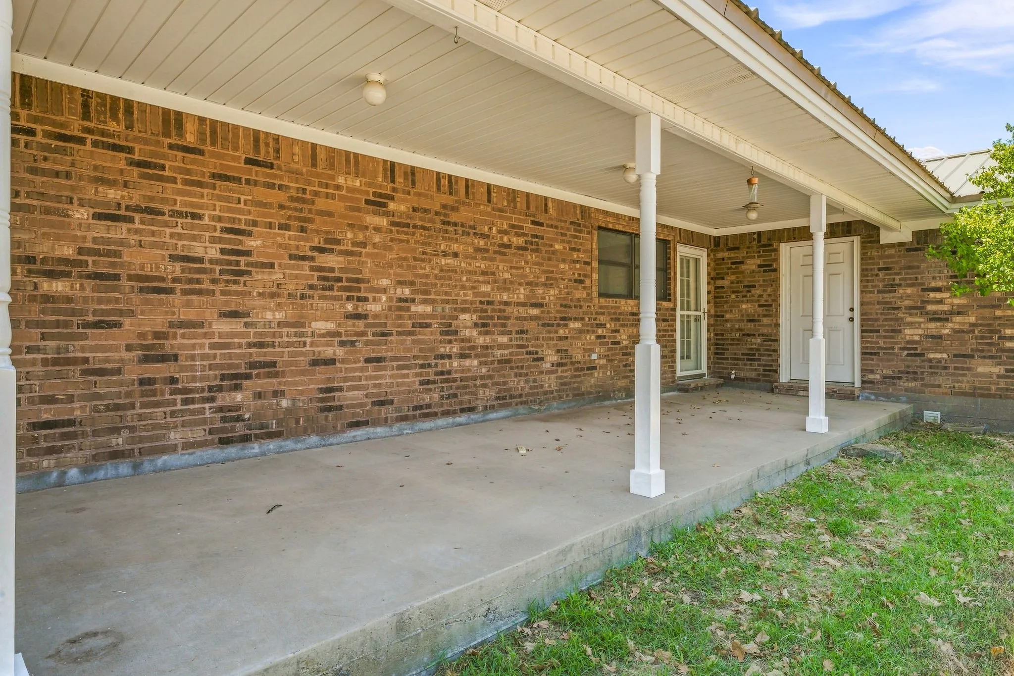 Single Family Residence For Sale in Erath County , 544 W Fm 1188, Stephenville, Texas 76401, 3 Bedroom, 2 Bathroom, 2 Garage spaces, 2,357 Sqft, built in 2008, Price $499,000, mls#21359162, Real Estate Agent in Stephenville, Homes For Sale in Erath county, Homes For Sale in Stephenville, Realtor in Stephenville Texas, Real Estate Brokerage Independent Realty Texas, Luminita Cordes Realtor
