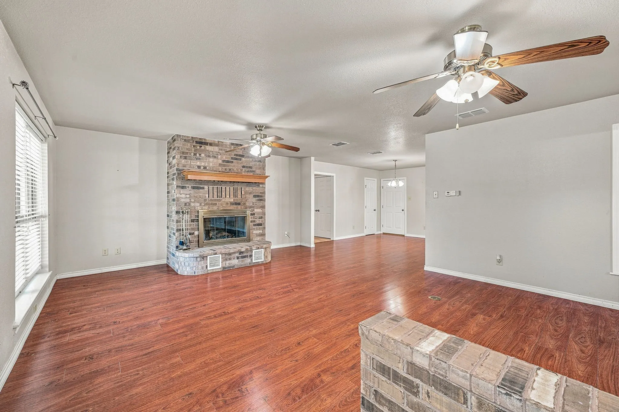 Single Family Residence For Sale in Erath County , 544 W Fm 1188, Stephenville, Texas 76401, 3 Bedroom, 2 Bathroom, 2 Garage spaces, 2,357 Sqft, built in 2008, Price $499,000, mls#21359162, Real Estate Agent in Stephenville, Homes For Sale in Erath county, Homes For Sale in Stephenville, Realtor in Stephenville Texas, Real Estate Brokerage Independent Realty Texas, Luminita Cordes Realtor