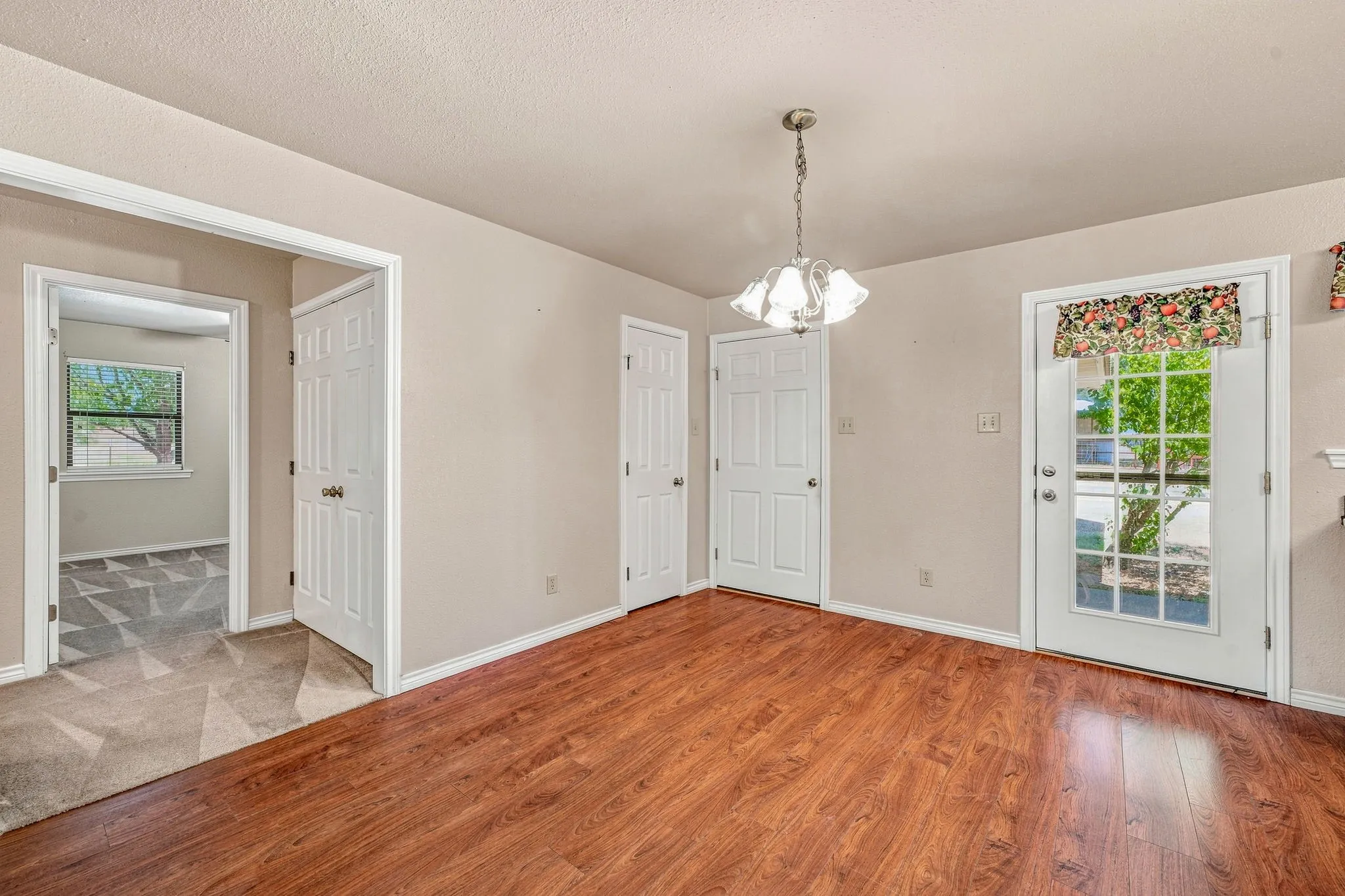 Single Family Residence For Sale in Erath County , 544 W Fm 1188, Stephenville, Texas 76401, 3 Bedroom, 2 Bathroom, 2 Garage spaces, 2,357 Sqft, built in 2008, Price $499,000, mls#21359162, Real Estate Agent in Stephenville, Homes For Sale in Erath county, Homes For Sale in Stephenville, Realtor in Stephenville Texas, Real Estate Brokerage Independent Realty Texas, Luminita Cordes Realtor