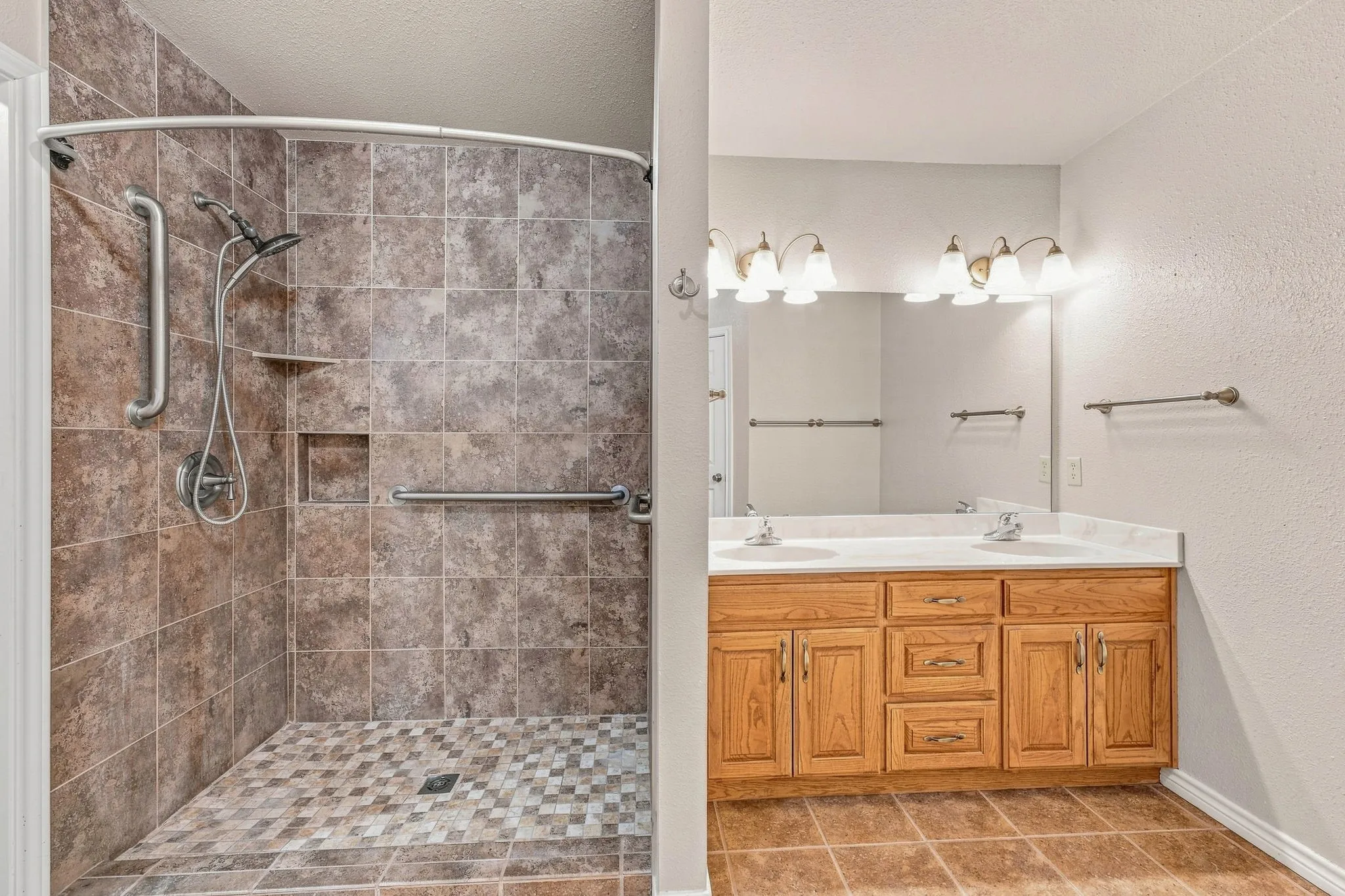 Single Family Residence For Sale in Erath County , 544 W Fm 1188, Stephenville, Texas 76401, 3 Bedroom, 2 Bathroom, 2 Garage spaces, 2,357 Sqft, built in 2008, Price $499,000, mls#21359162, Real Estate Agent in Stephenville, Homes For Sale in Erath county, Homes For Sale in Stephenville, Realtor in Stephenville Texas, Real Estate Brokerage Independent Realty Texas, Luminita Cordes Realtor