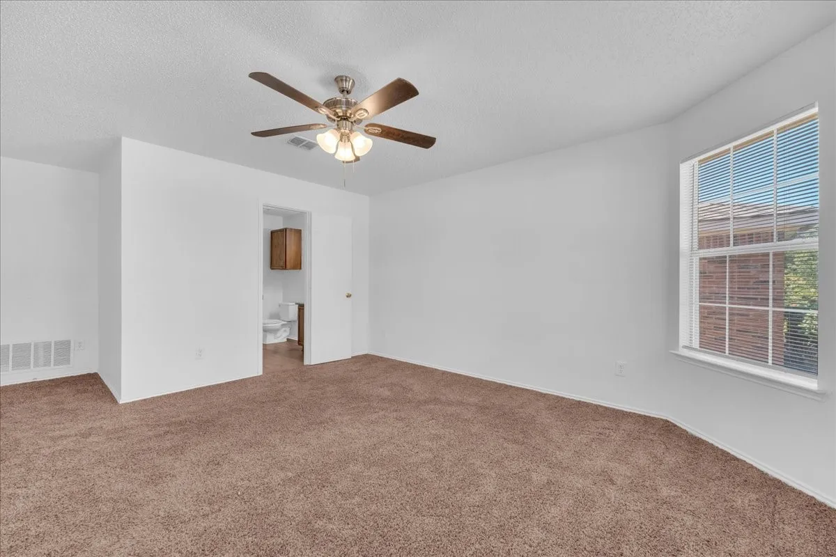 Single Family Residence For Sale in Dallas County , 2460 Mallory Lane, Lancaster, Texas 75134, 3 Bedroom, 2 Bathroom, 2 Garage spaces, 1,636 Sqft, built in 2001, mls#21359353, Real Estate Agent in Lancaster, Homes For Sale in Dallas county, Homes For Sale in Lancaster, Realtor in Lancaster Texas, Real Estate Brokerage Independent Realty Texas, Luminita Cordes Realtor