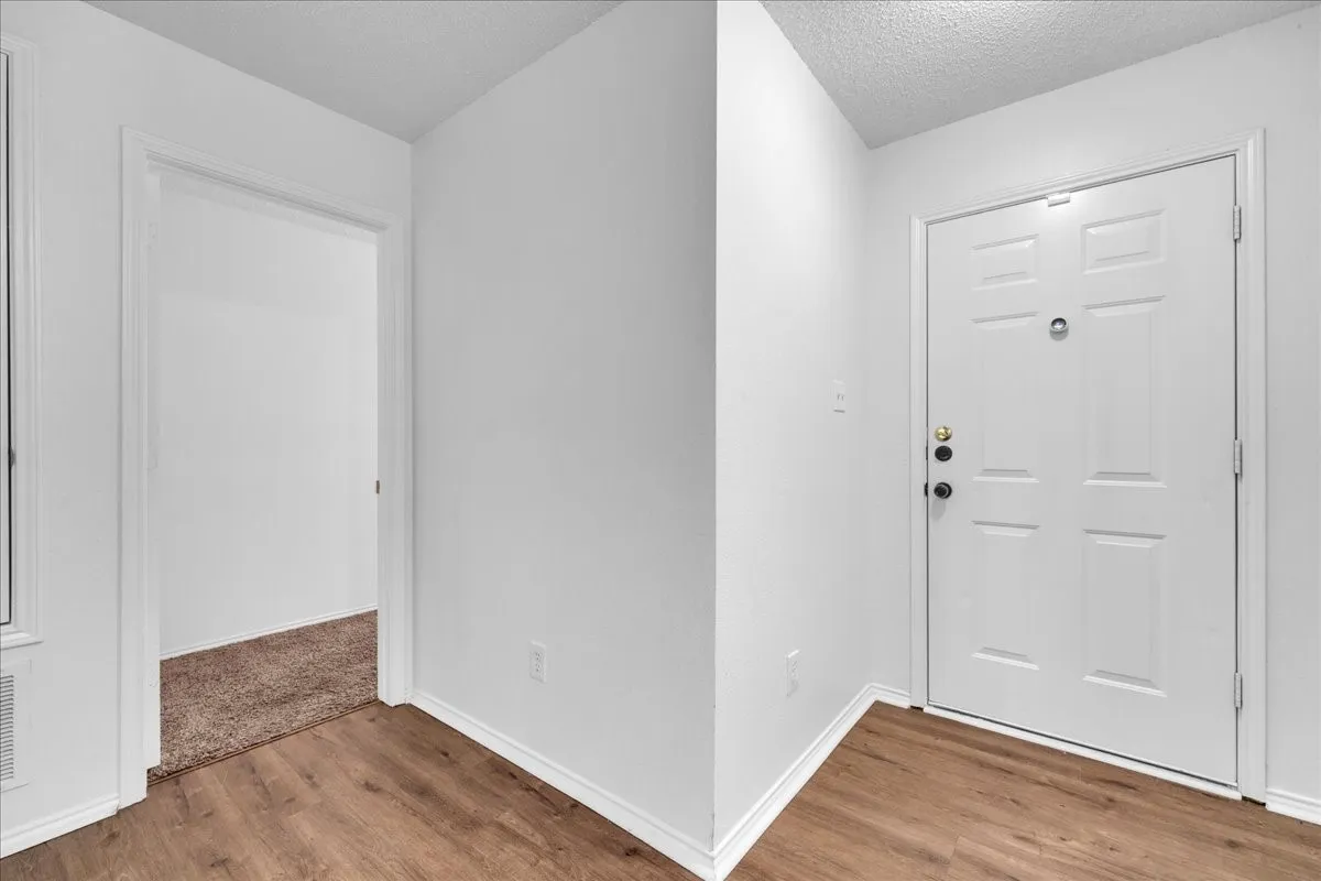 Single Family Residence For Sale in Dallas County , 2460 Mallory Lane, Lancaster, Texas 75134, 3 Bedroom, 2 Bathroom, 2 Garage spaces, 1,636 Sqft, built in 2001, mls#21359353, Real Estate Agent in Lancaster, Homes For Sale in Dallas county, Homes For Sale in Lancaster, Realtor in Lancaster Texas, Real Estate Brokerage Independent Realty Texas, Luminita Cordes Realtor