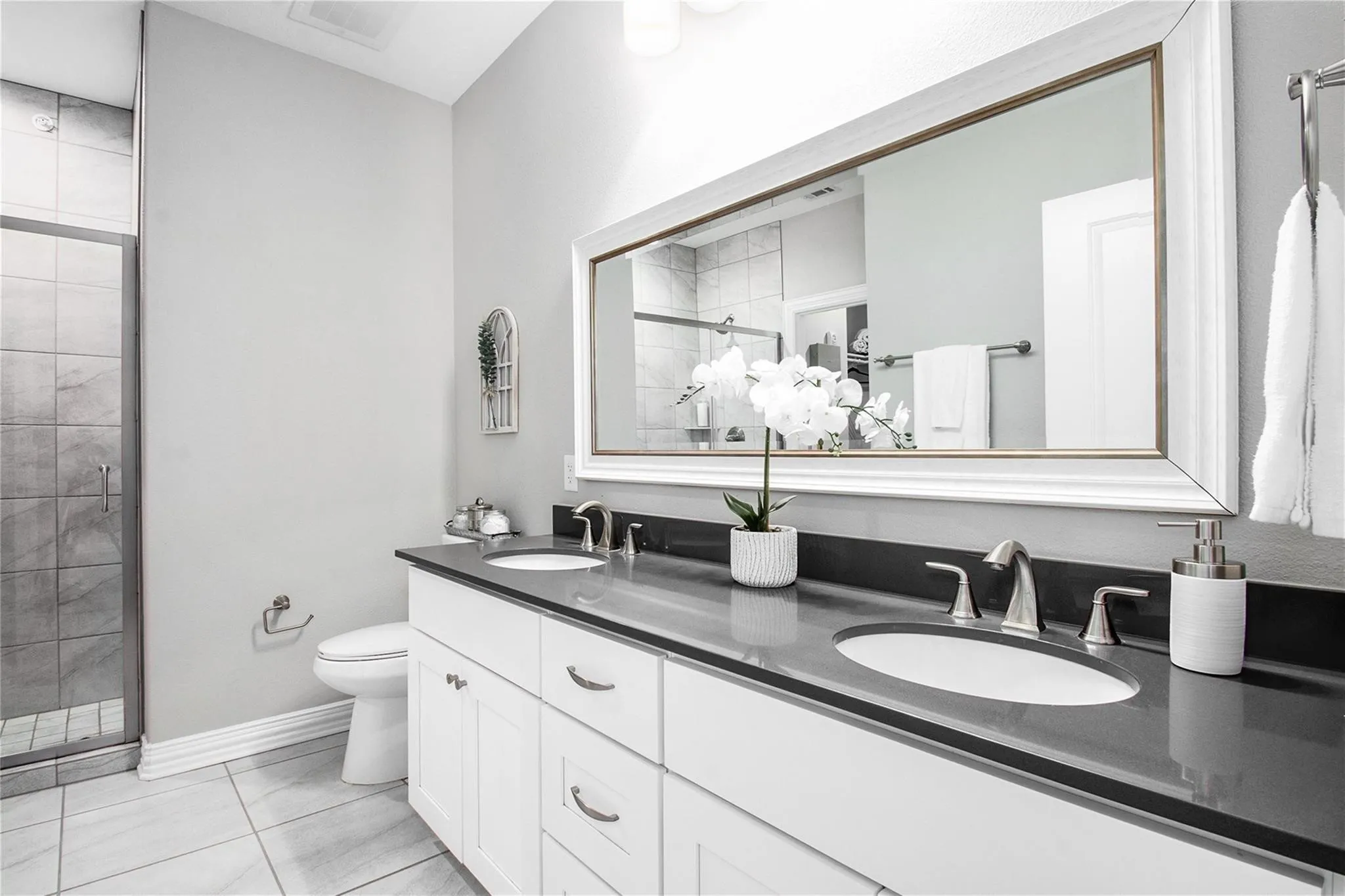 Condominium For Rent in Denton County , 2500 King Arthur Boulevard 301, Lewisville, Texas 75056, 3 Bedroom, 2 Bathroom, 1 Garage spaces, 1,615 Sqft, built in 2017, mls#21356618, Real Estate Agent in Lewisville, Homes For Rent in Denton county, Homes For Rent in Lewisville, Realtor in Lewisville Texas, Real Estate Brokerage Independent Realty Texas, Luminita Cordes Realtor