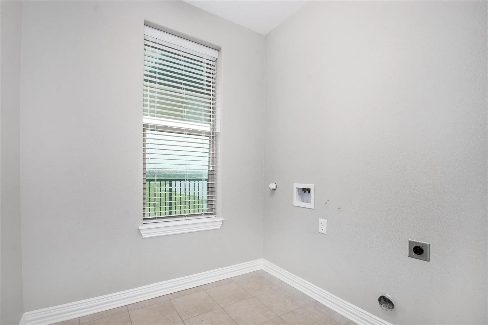 Condominium For Rent in Denton County , 2500 King Arthur Boulevard 301, Lewisville, Texas 75056, 3 Bedroom, 2 Bathroom, 1 Garage spaces, 1,615 Sqft, built in 2017, mls#21356618, Real Estate Agent in Lewisville, Homes For Rent in Denton county, Homes For Rent in Lewisville, Realtor in Lewisville Texas, Real Estate Brokerage Independent Realty Texas, Luminita Cordes Realtor