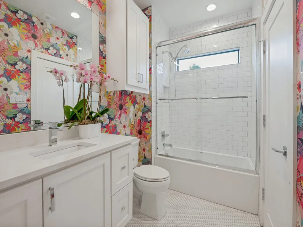 Single Family Residence For Rent in Dallas County , 5615 Brookstown Drive, Dallas, Texas 75230, 5 Bedroom, 5 Bathroom, 3 Garage spaces, 4,123 Sqft, built in 1962, mls#21359371, Real Estate Agent in Dallas, Homes For Rent in Dallas county, Homes For Rent in Dallas, Realtor in Dallas Texas, Real Estate Brokerage Independent Realty Texas, Luminita Cordes Realtor