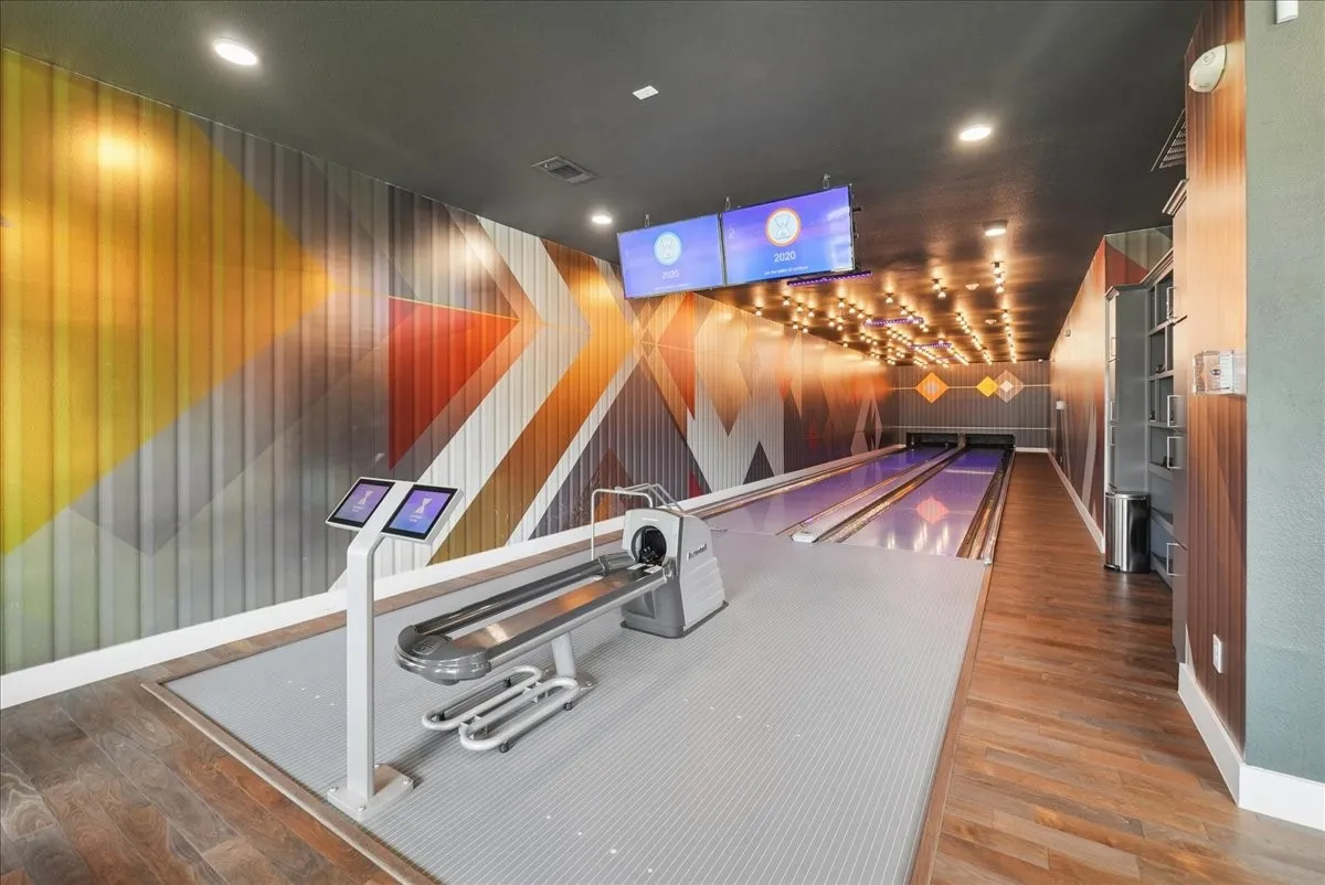 Bowling Alley