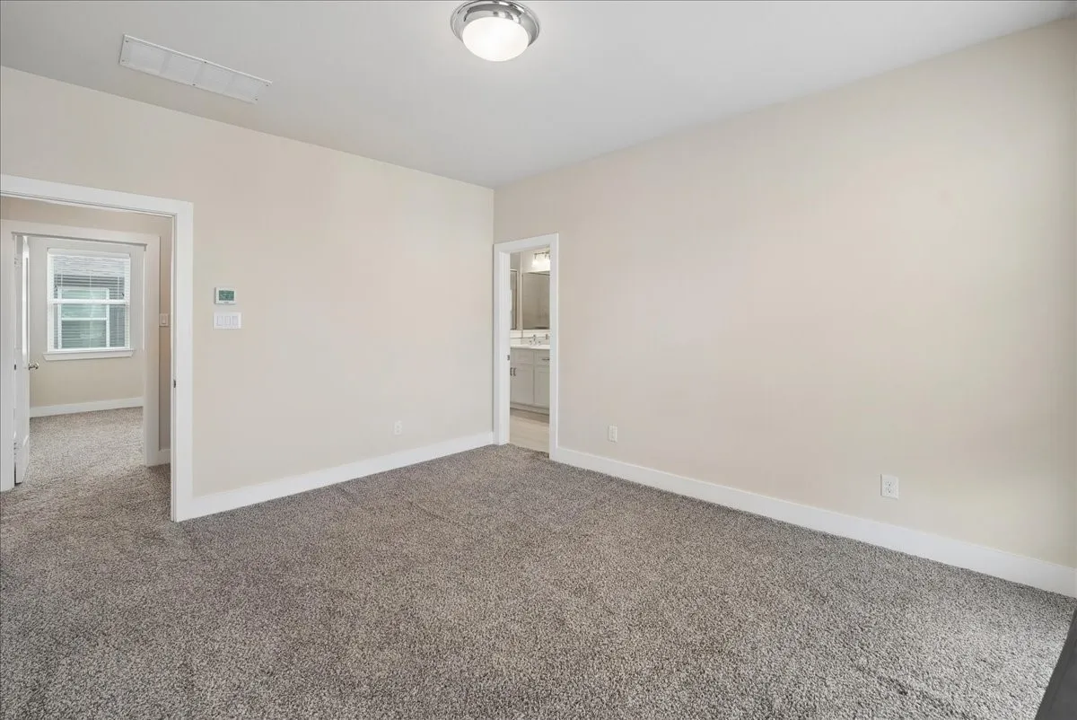 Single Family Residence For Rent in Dallas County , 2506 El Camino Lane, Dallas, Texas 75212, 3 Bedroom, 4 Bathroom, 2 Garage spaces, 2,224 Sqft, built in 2018, mls#21359377, Real Estate Agent in Dallas, Homes For Rent in Dallas county, Homes For Rent in Dallas, Realtor in Dallas Texas, Real Estate Brokerage Independent Realty Texas, Luminita Cordes Realtor