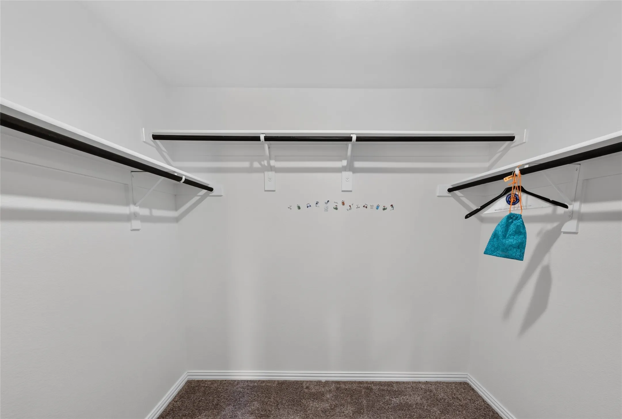 Townhouse For Rent in Denton County , 3533 Cricket Drive, Denton, Texas 76207, 3 Bedroom, 3 Bathroom, 2 Garage spaces, 1,750 Sqft, built in 2020, mls#21356598, Real Estate Agent in Denton, Homes For Rent in Denton county, Homes For Rent in Denton, Realtor in Denton Texas, Real Estate Brokerage Independent Realty Texas, Luminita Cordes Realtor