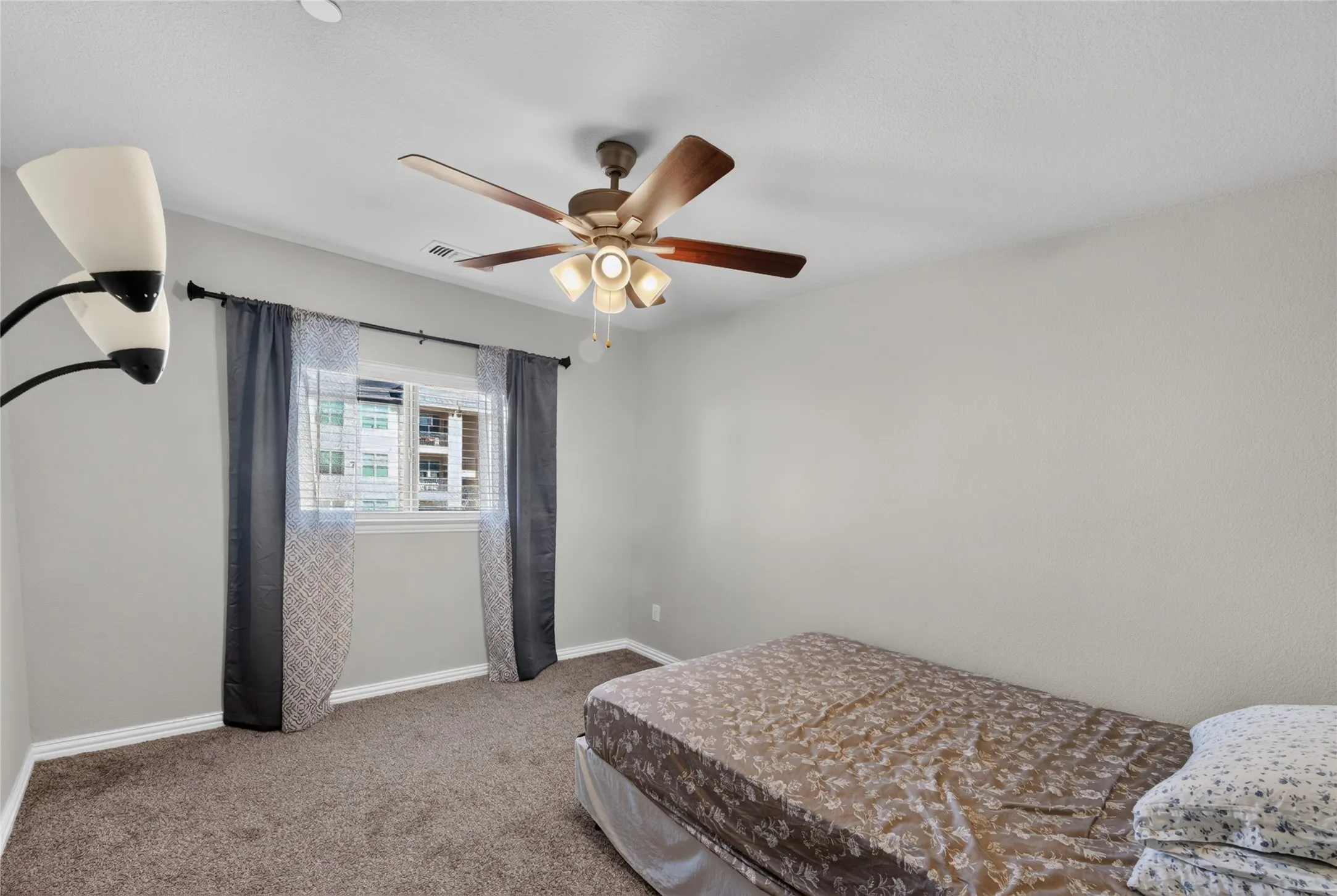 Townhouse For Rent in Denton County , 3533 Cricket Drive, Denton, Texas 76207, 3 Bedroom, 3 Bathroom, 2 Garage spaces, 1,750 Sqft, built in 2020, mls#21356598, Real Estate Agent in Denton, Homes For Rent in Denton county, Homes For Rent in Denton, Realtor in Denton Texas, Real Estate Brokerage Independent Realty Texas, Luminita Cordes Realtor