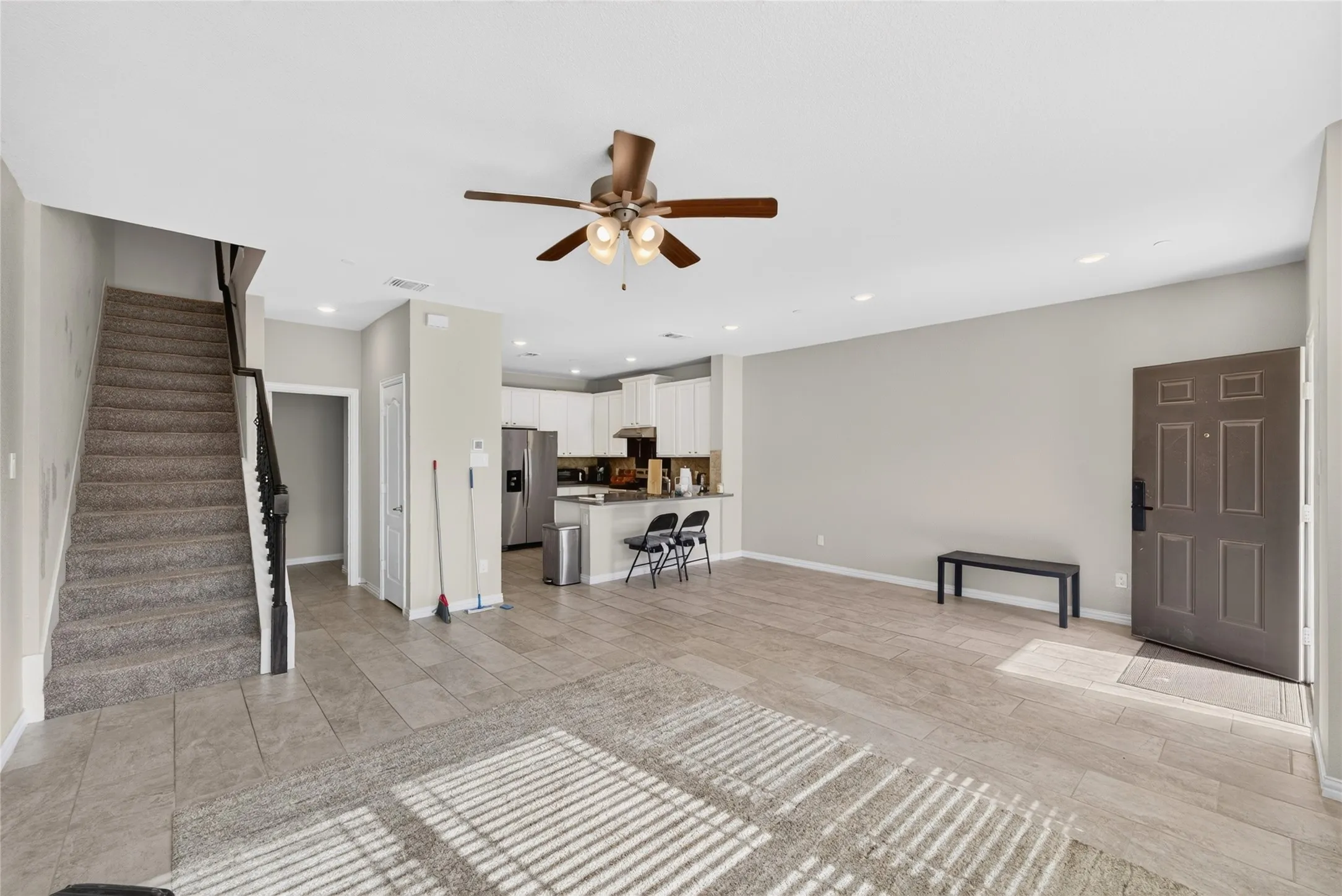 Townhouse For Rent in Denton County , 3533 Cricket Drive, Denton, Texas 76207, 3 Bedroom, 3 Bathroom, 2 Garage spaces, 1,750 Sqft, built in 2020, mls#21356598, Real Estate Agent in Denton, Homes For Rent in Denton county, Homes For Rent in Denton, Realtor in Denton Texas, Real Estate Brokerage Independent Realty Texas, Luminita Cordes Realtor