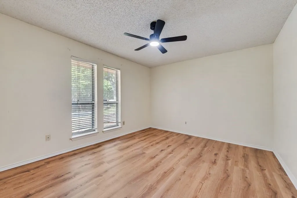 Single Family Residence For Rent in Tarrant County , 2119 Wilson Drive, Arlington, Texas 76011, 3 Bedroom, 2 Bathroom, 2 Garage spaces, 2,517 Sqft, built in 1974, mls#21354983, Real Estate Agent in Arlington, Homes For Rent in Tarrant county, Homes For Rent in Arlington, Realtor in Arlington Texas, Real Estate Brokerage Independent Realty Texas, Luminita Cordes Realtor