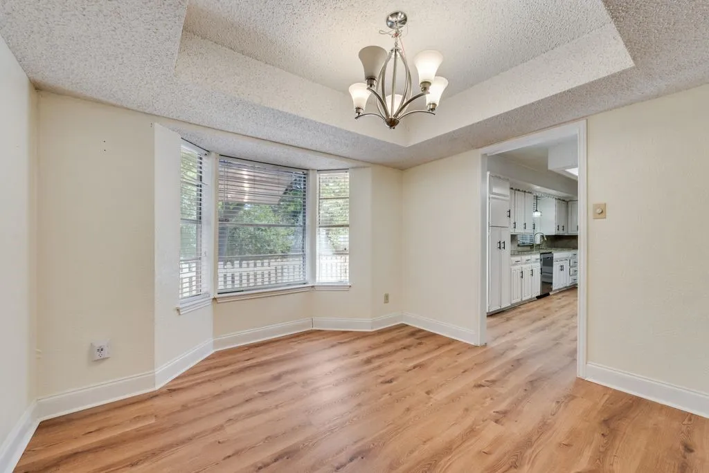 Single Family Residence For Rent in Tarrant County , 2119 Wilson Drive, Arlington, Texas 76011, 3 Bedroom, 2 Bathroom, 2 Garage spaces, 2,517 Sqft, built in 1974, mls#21354983, Real Estate Agent in Arlington, Homes For Rent in Tarrant county, Homes For Rent in Arlington, Realtor in Arlington Texas, Real Estate Brokerage Independent Realty Texas, Luminita Cordes Realtor