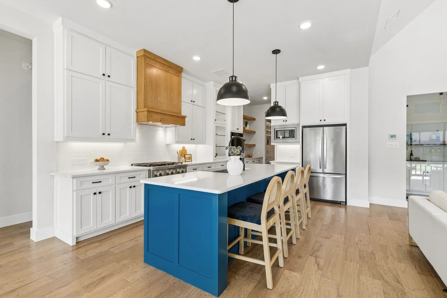 Single Family Residence For Sale in Denton County , 4831 Lopiano Street, Prosper, Texas 75078, 5 Bedroom, 6 Bathroom, 3 Garage spaces, 4,220 Sqft, built in 2023, mls#21358862, Real Estate Agent in Prosper, Homes For Sale in Denton county, Homes For Sale in Prosper, Realtor in Prosper Texas, Real Estate Brokerage Independent Realty Texas, Luminita Cordes Realtor