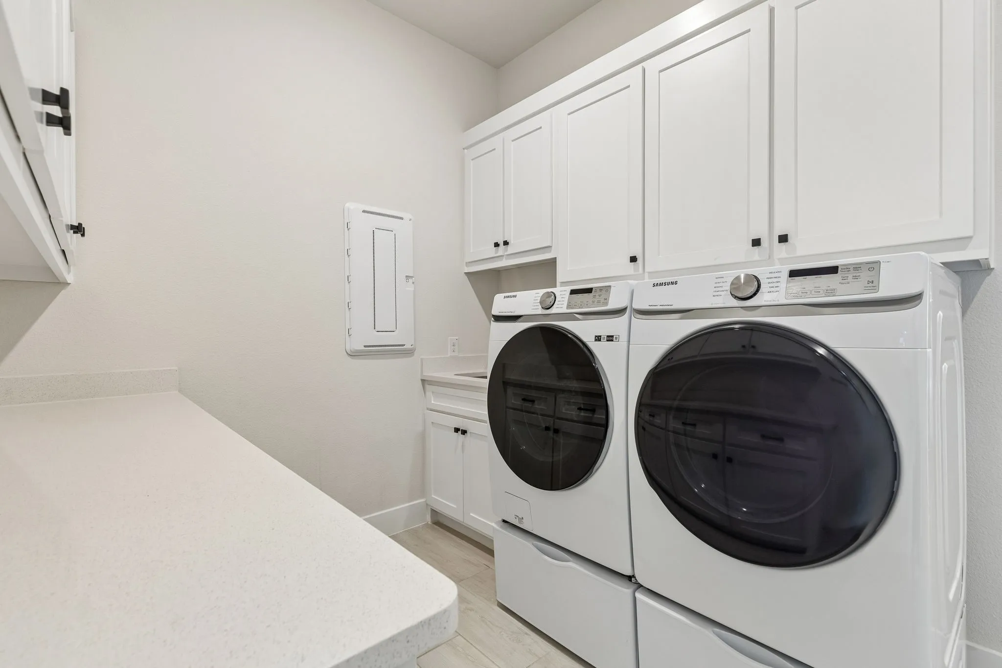 Single Family Residence For Sale in Denton County , 4831 Lopiano Street, Prosper, Texas 75078, 5 Bedroom, 6 Bathroom, 3 Garage spaces, 4,220 Sqft, built in 2023, mls#21358862, Real Estate Agent in Prosper, Homes For Sale in Denton county, Homes For Sale in Prosper, Realtor in Prosper Texas, Real Estate Brokerage Independent Realty Texas, Luminita Cordes Realtor