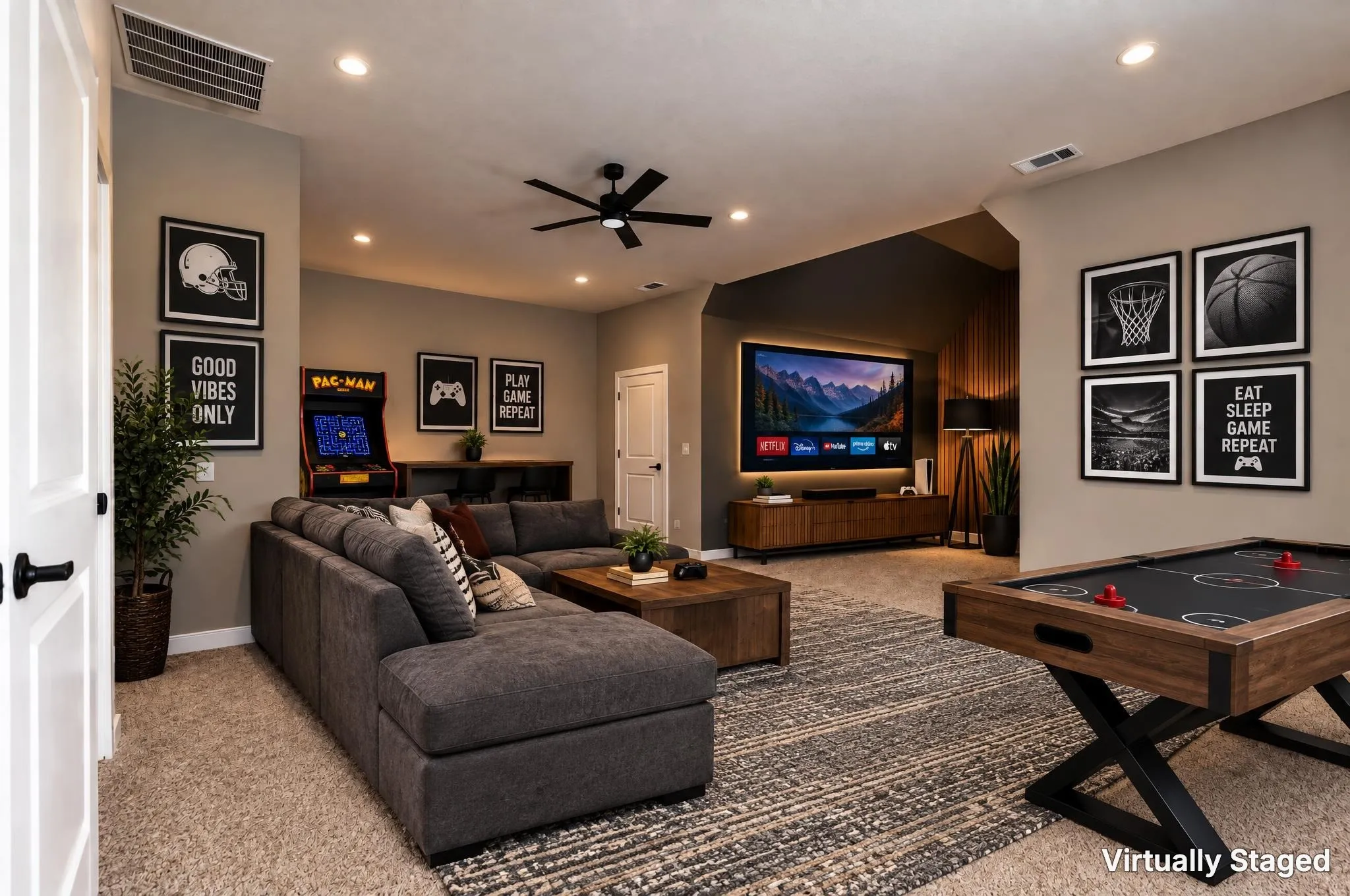 upstairs extra room/flex