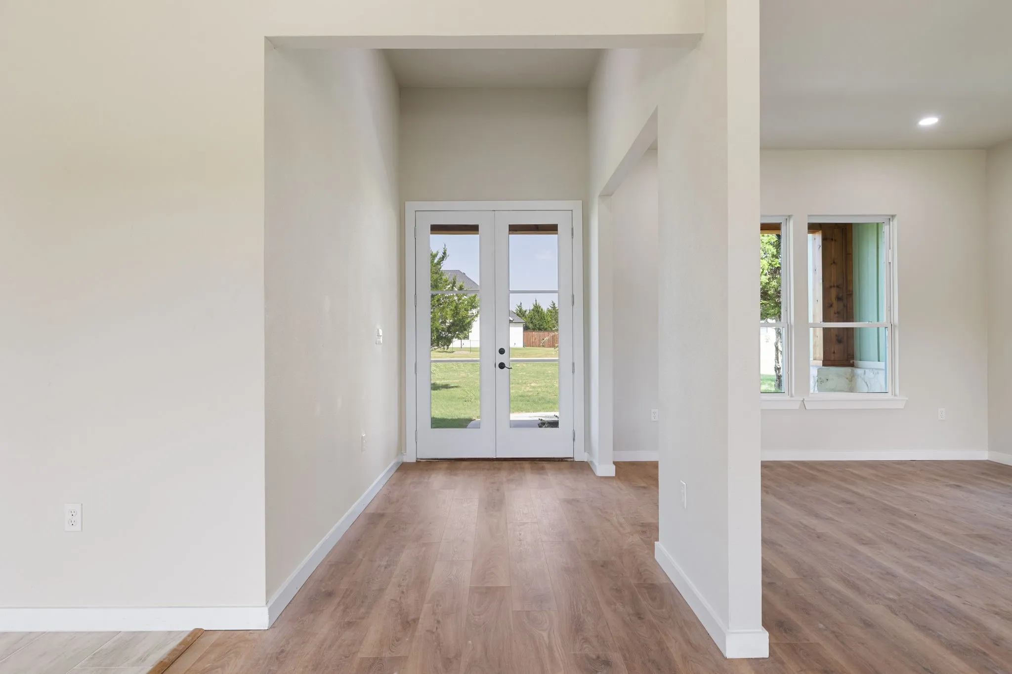 Single Family Residence For Sale in Ellis County , 3051 Stonebriar Drive, Waxahachie, Texas 75165, 4 Bedroom, 3 Bathroom, 3 Garage spaces, 3,900 Sqft, built in 2025, mls#21358770, Real Estate Agent in Waxahachie, Homes For Sale in Ellis county, Homes For Sale in Waxahachie, Realtor in Waxahachie Texas, Real Estate Brokerage Independent Realty Texas, Luminita Cordes Realtor