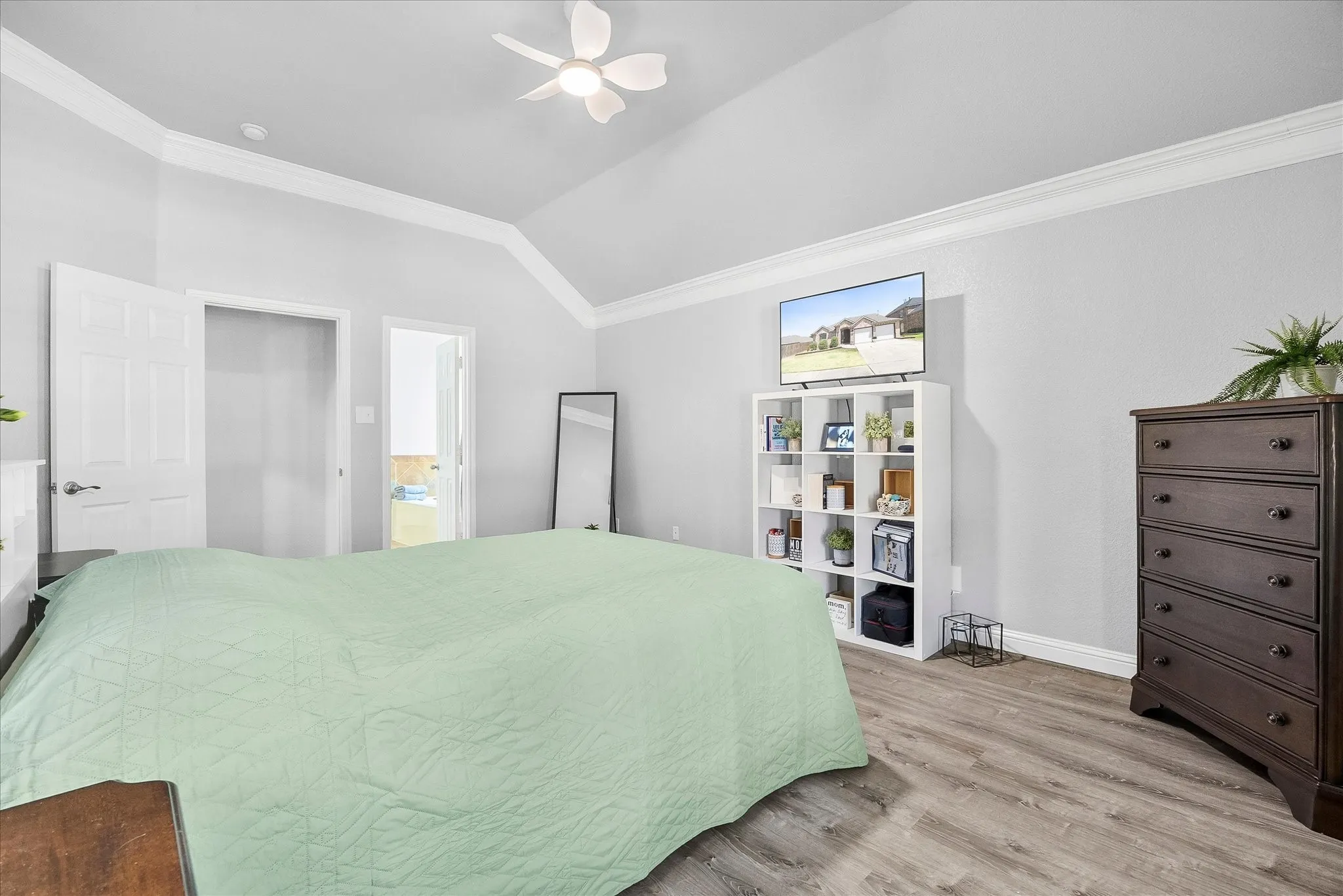 Single Family Residence For Sale in Rockwall County , 809 Cauble Drive, Fate, Texas 75087, 4 Bedroom, 3 Bathroom, 2 Garage spaces, 2,402 Sqft, built in 2005, mls#21358008, Real Estate Agent in Fate, Homes For Sale in Rockwall county, Homes For Sale in Fate, Realtor in Fate Texas, Real Estate Brokerage Independent Realty Texas, Luminita Cordes Realtor