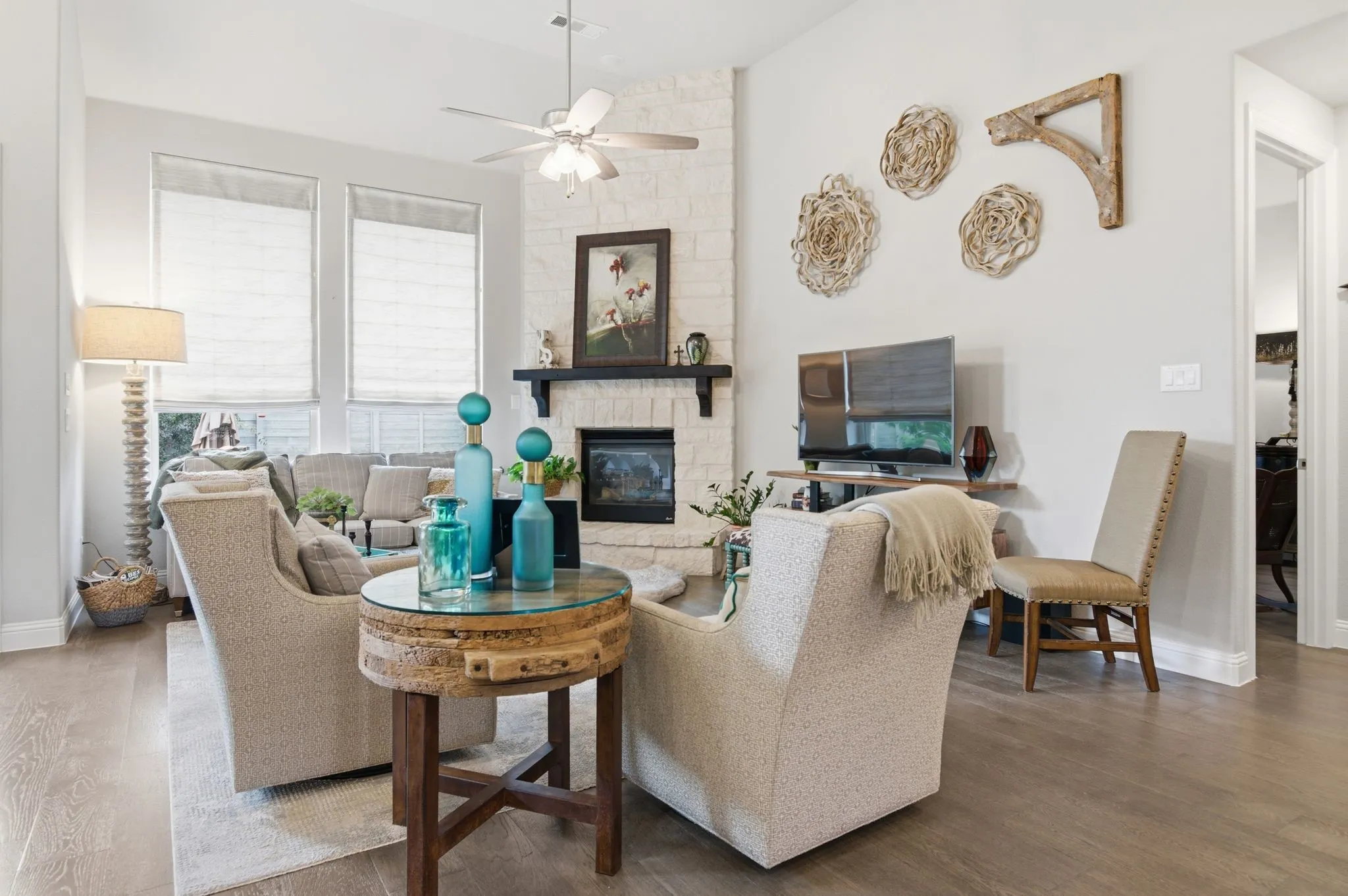 Single Family Residence For Sale in Denton County , 1605 Lavender Lane, Argyle, Texas 76226, 4 Bedroom, 3 Bathroom, 2 Garage spaces, 2,248 Sqft, built in 2020, mls#21356483, Real Estate Agent in Argyle, Homes For Sale in Denton county, Homes For Sale in Argyle, Realtor in Argyle Texas, Real Estate Brokerage Independent Realty Texas, Luminita Cordes Realtor