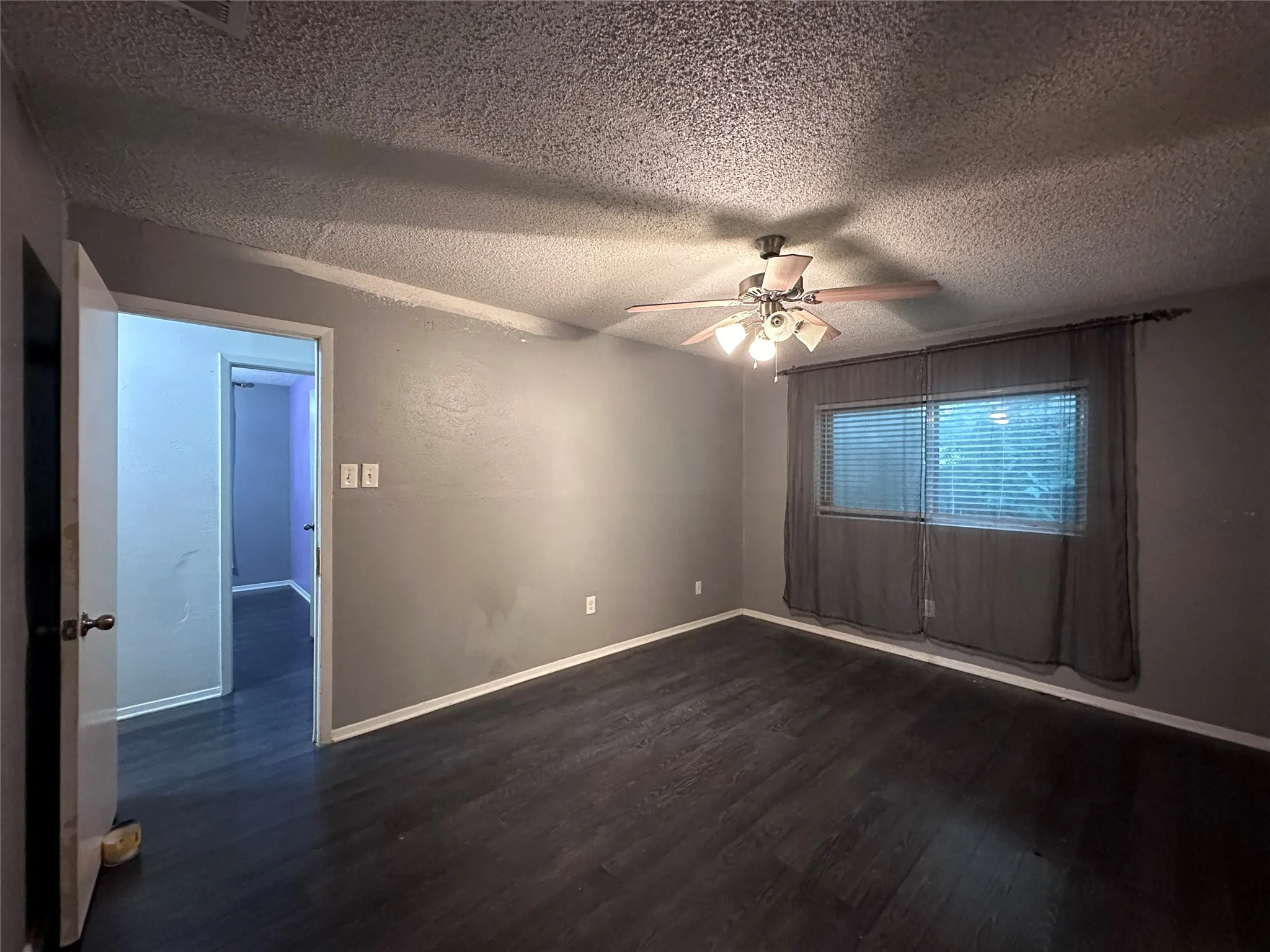 Single Family Residence For Sale in Tarrant County , 4620 China Rose Drive, Fort Worth, Texas 76137, 3 Bedroom, 2 Bathroom, 2 Garage spaces, 1,266 Sqft, built in 1982, mls#21359034, Real Estate Agent in Fort Worth, Homes For Sale in Tarrant county, Homes For Sale in Fort Worth, Realtor in Fort Worth Texas, Real Estate Brokerage Independent Realty Texas, Luminita Cordes Realtor