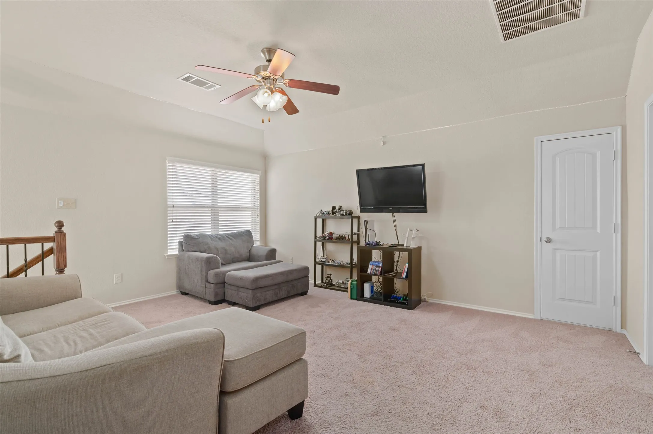 Upstairs 2nd living area game room