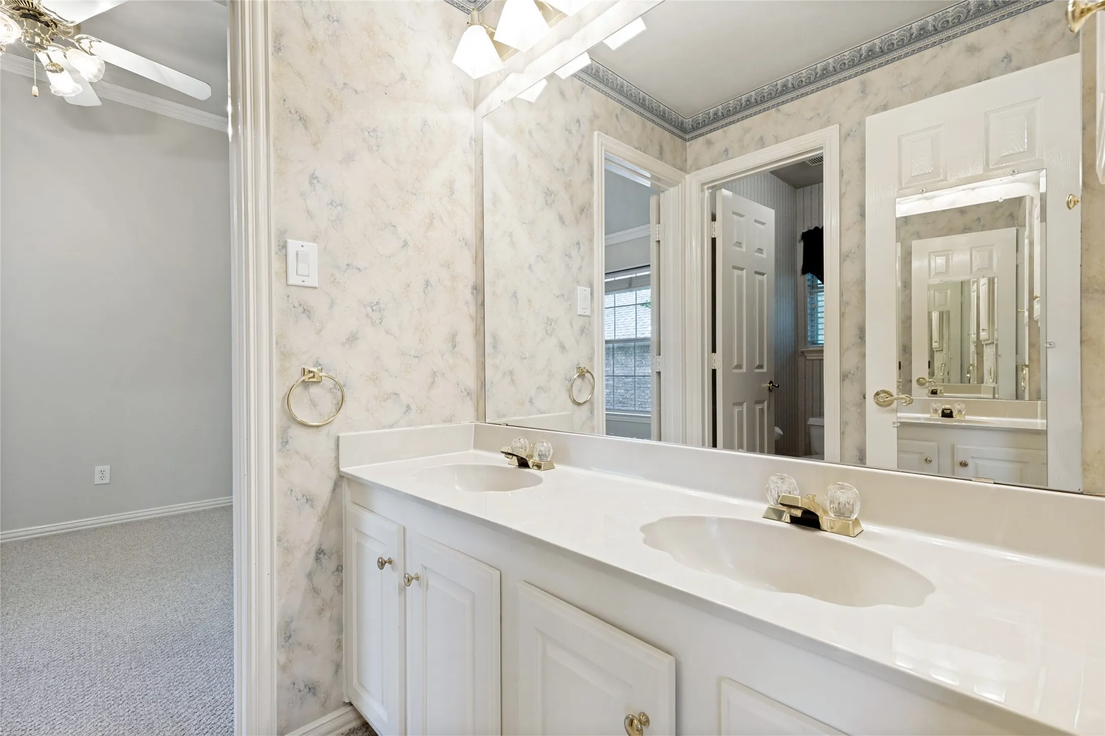Single Family Residence For Sale in Dallas County , 122 Ridgewood Drive, Coppell, Texas 75019, 5 Bedroom, 4 Bathroom, 2 Garage spaces, 3,844 Sqft, built in 1995, mls#21357726, Real Estate Agent in Coppell, Homes For Sale in Dallas county, Homes For Sale in Coppell, Realtor in Coppell Texas, Real Estate Brokerage Independent Realty Texas, Luminita Cordes Realtor