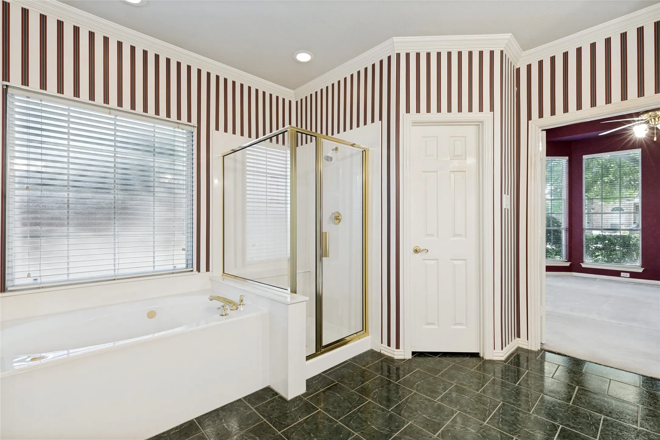 Single Family Residence For Sale in Dallas County , 122 Ridgewood Drive, Coppell, Texas 75019, 5 Bedroom, 4 Bathroom, 2 Garage spaces, 3,844 Sqft, built in 1995, mls#21357726, Real Estate Agent in Coppell, Homes For Sale in Dallas county, Homes For Sale in Coppell, Realtor in Coppell Texas, Real Estate Brokerage Independent Realty Texas, Luminita Cordes Realtor