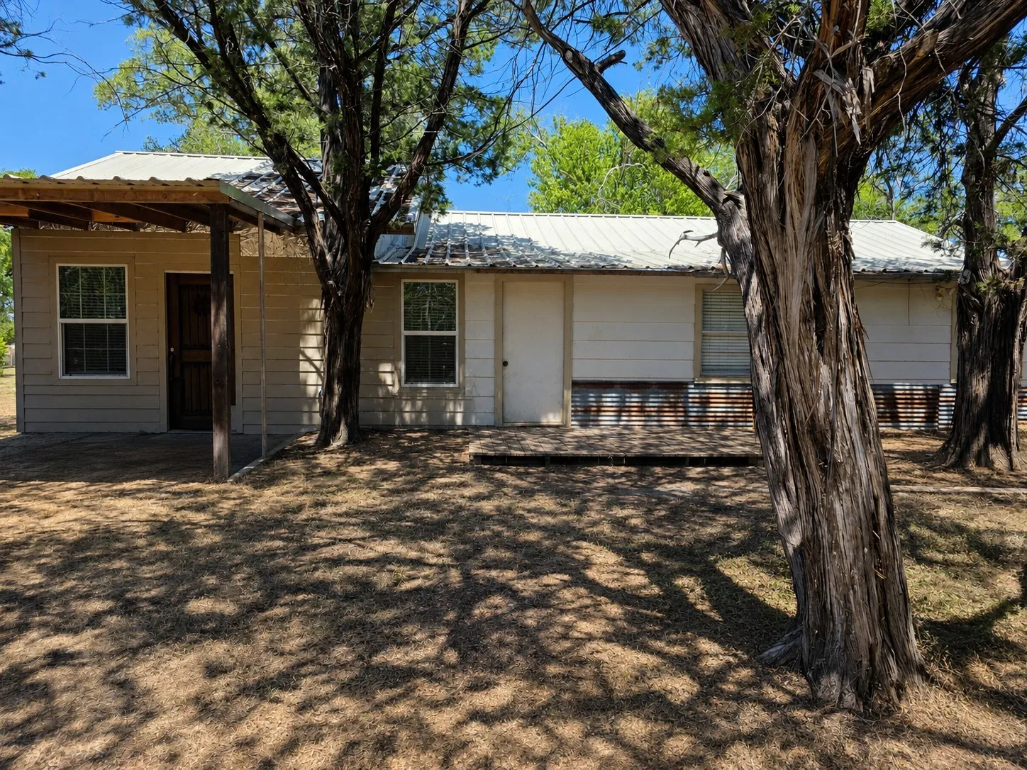 Single Family Residence For Sale in Hill County , 135 Giant Cedar Drive, Whitney, Texas 76692, 1 Bedroom, 1 Bathroom, Garage spaces, 1,608 Sqft, built in 0, mls#21357725, Real Estate Agent in Whitney, Homes For Sale in Hill county, Homes For Sale in Whitney, Realtor in Whitney Texas, Real Estate Brokerage Independent Realty Texas, Luminita Cordes Realtor