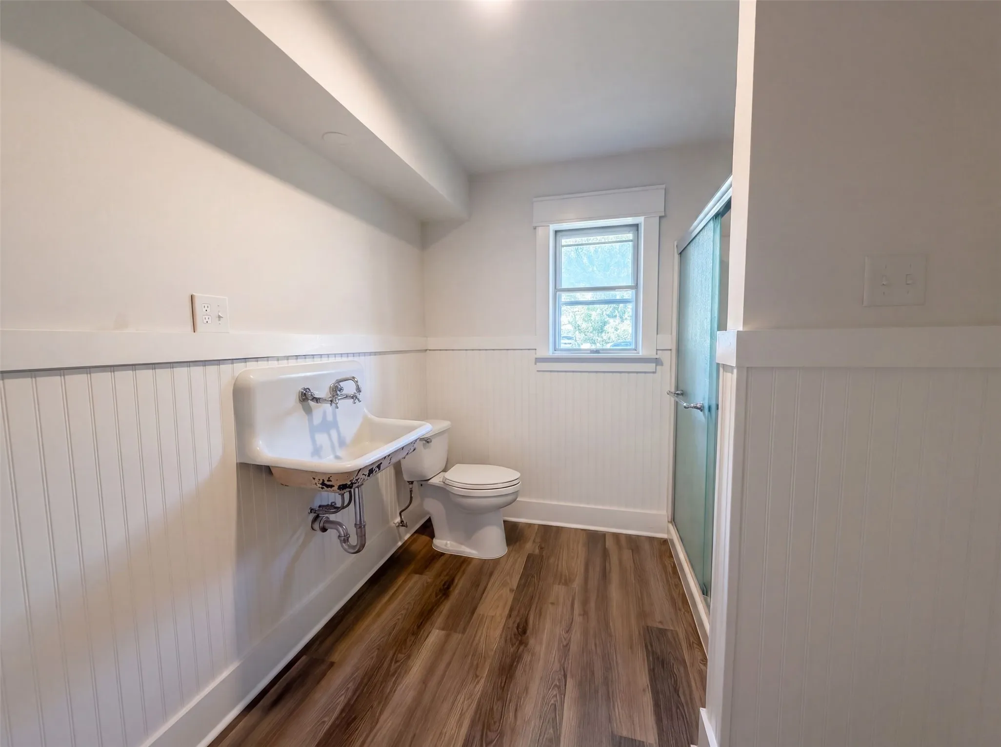 Single Family Residence For Sale in Collin County , 808 Griffin Street, Mc Kinney, Texas 75069, 3 Bedroom, 2 Bathroom, 1 Garage spaces, 1,807 Sqft, built in 1966, mls#21359411, Real Estate Agent in Mc Kinney, Homes For Sale in Collin county, Homes For Sale in Mc Kinney, Realtor in Mc Kinney Texas, Real Estate Brokerage Independent Realty Texas, Luminita Cordes Realtor
