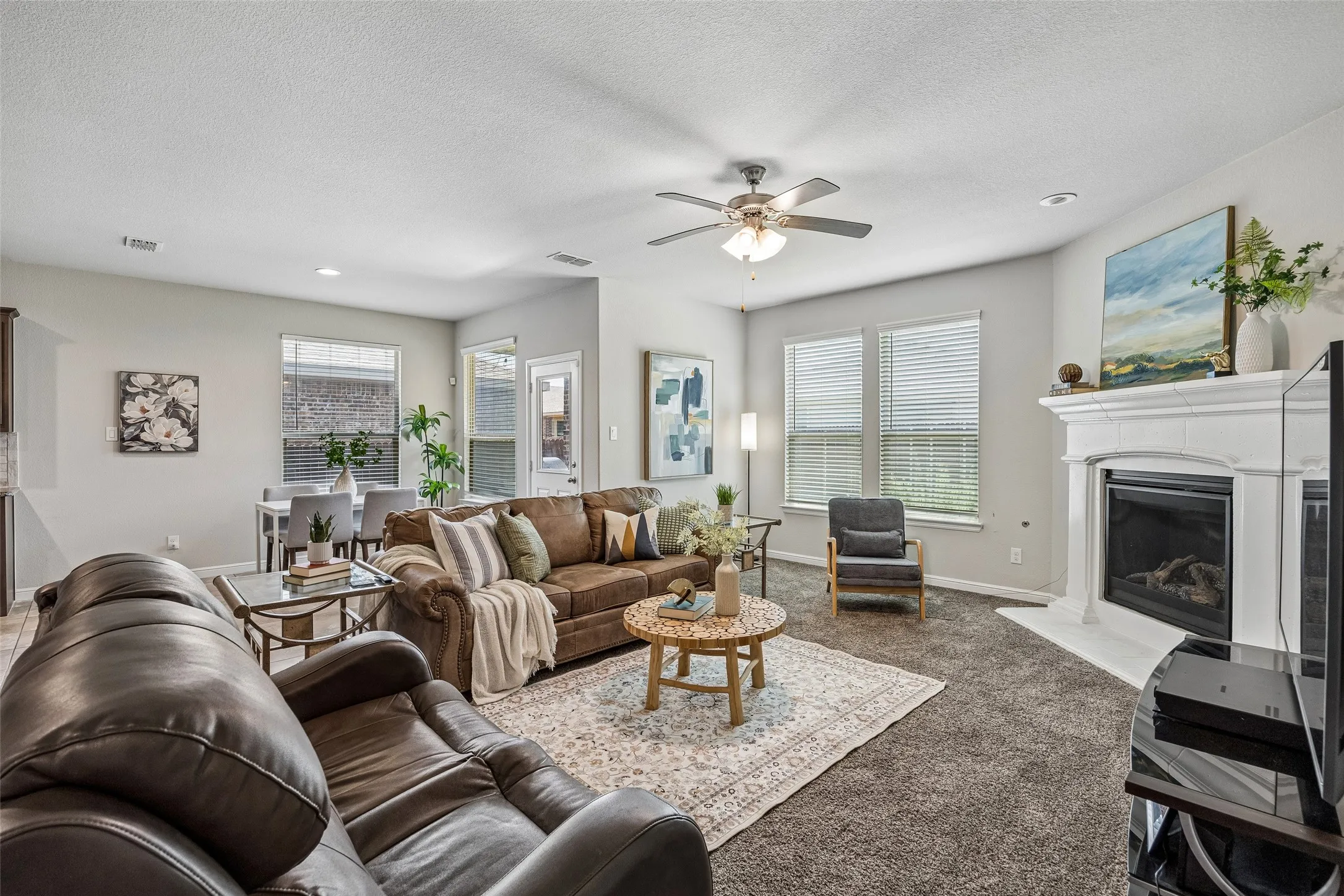Single Family Residence For Sale in Denton County , 2508 Red Draw Road, Fort Worth, Texas 76177, 3 Bedroom, 2 Bathroom, 2 Garage spaces, 2,014 Sqft, built in 2018, mls#21356522, Real Estate Agent in Fort Worth, Homes For Sale in Denton county, Homes For Sale in Fort Worth, Realtor in Fort Worth Texas, Real Estate Brokerage Independent Realty Texas, Luminita Cordes Realtor