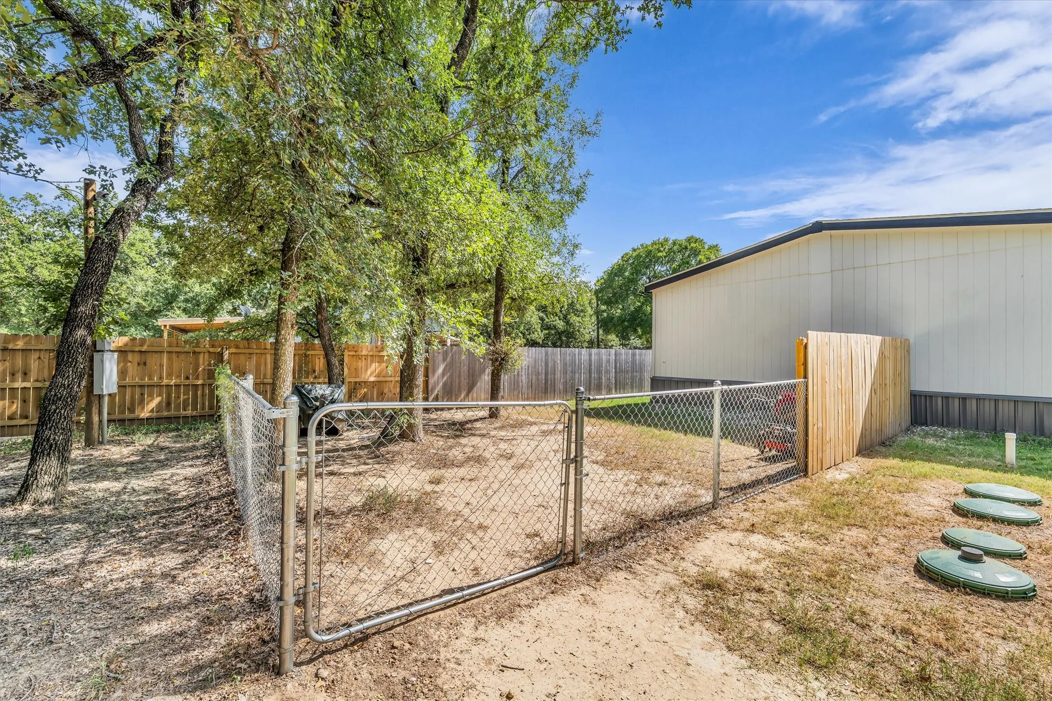 Manufactured Home For Sale in Hill County , 164 Hcr 2107, Whitney, Texas 76692, 3 Bedroom, 3 Bathroom, Garage spaces, 1,719 Sqft, built in 2023, mls#21359127, Real Estate Agent in Whitney, Homes For Sale in Hill county, Homes For Sale in Whitney, Realtor in Whitney Texas, Real Estate Brokerage Independent Realty Texas, Luminita Cordes Realtor