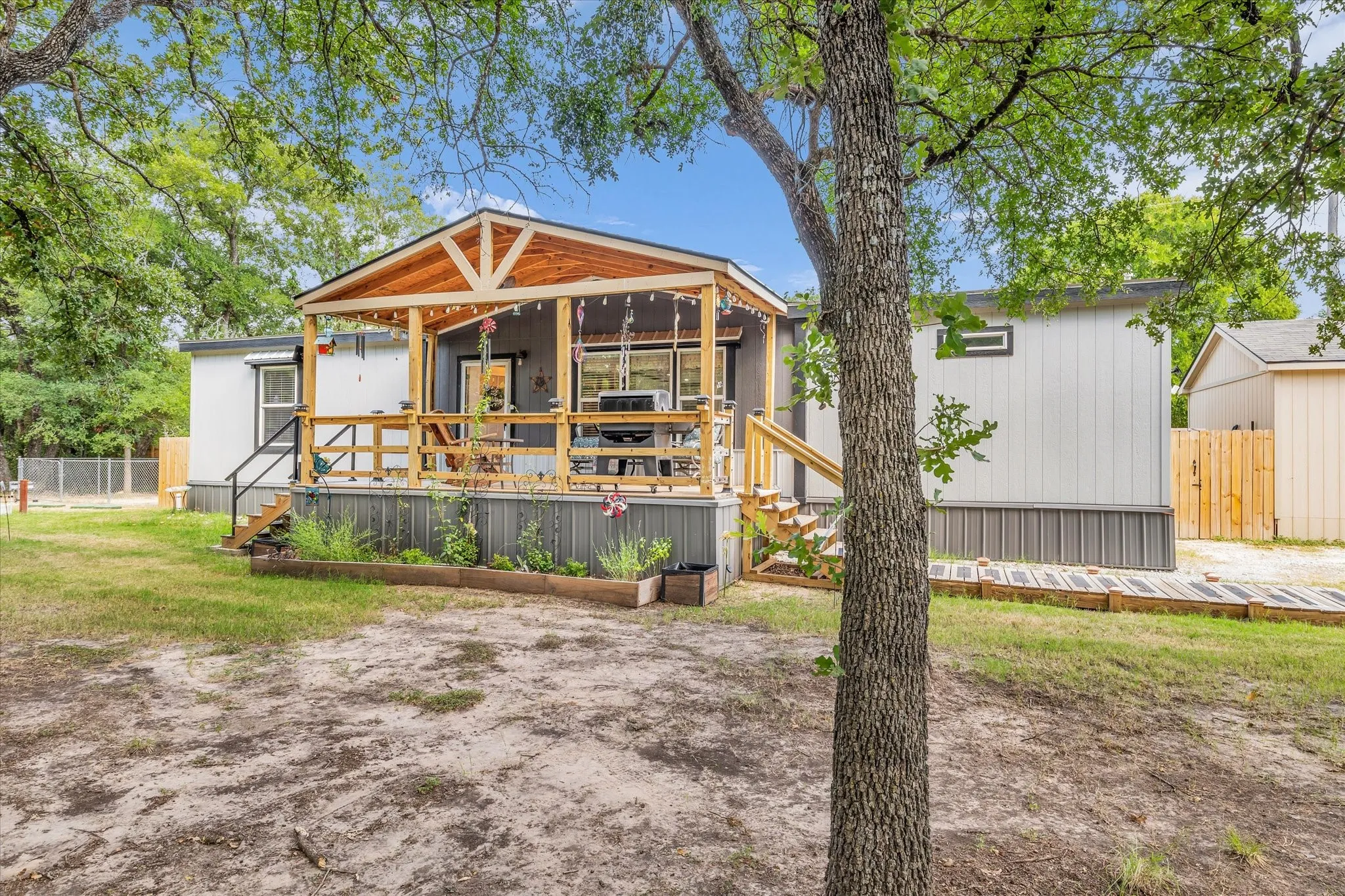 Manufactured Home For Sale in Hill County , 164 Hcr 2107, Whitney, Texas 76692, 3 Bedroom, 3 Bathroom, Garage spaces, 1,719 Sqft, built in 2023, mls#21359127, Real Estate Agent in Whitney, Homes For Sale in Hill county, Homes For Sale in Whitney, Realtor in Whitney Texas, Real Estate Brokerage Independent Realty Texas, Luminita Cordes Realtor