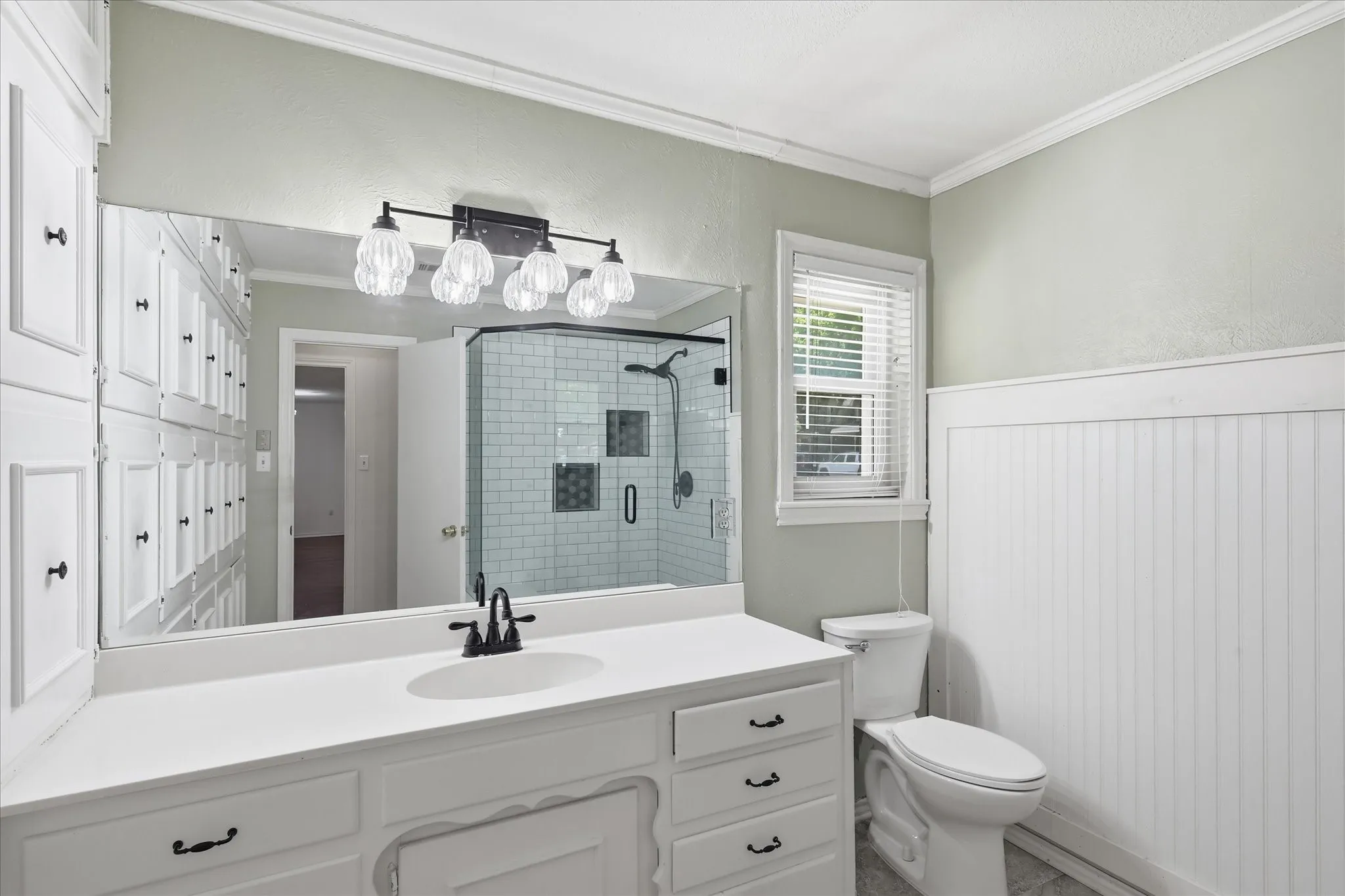 Single Family Residence For Sale in Denton County , 112 Diane Drive, Sanger, Texas 76266, 4 Bedroom, 2 Bathroom, 4 Garage spaces, 2,099 Sqft, built in 1983, mls#21358650, Real Estate Agent in Sanger, Homes For Sale in Denton county, Homes For Sale in Sanger, Realtor in Sanger Texas, Real Estate Brokerage Independent Realty Texas, Luminita Cordes Realtor